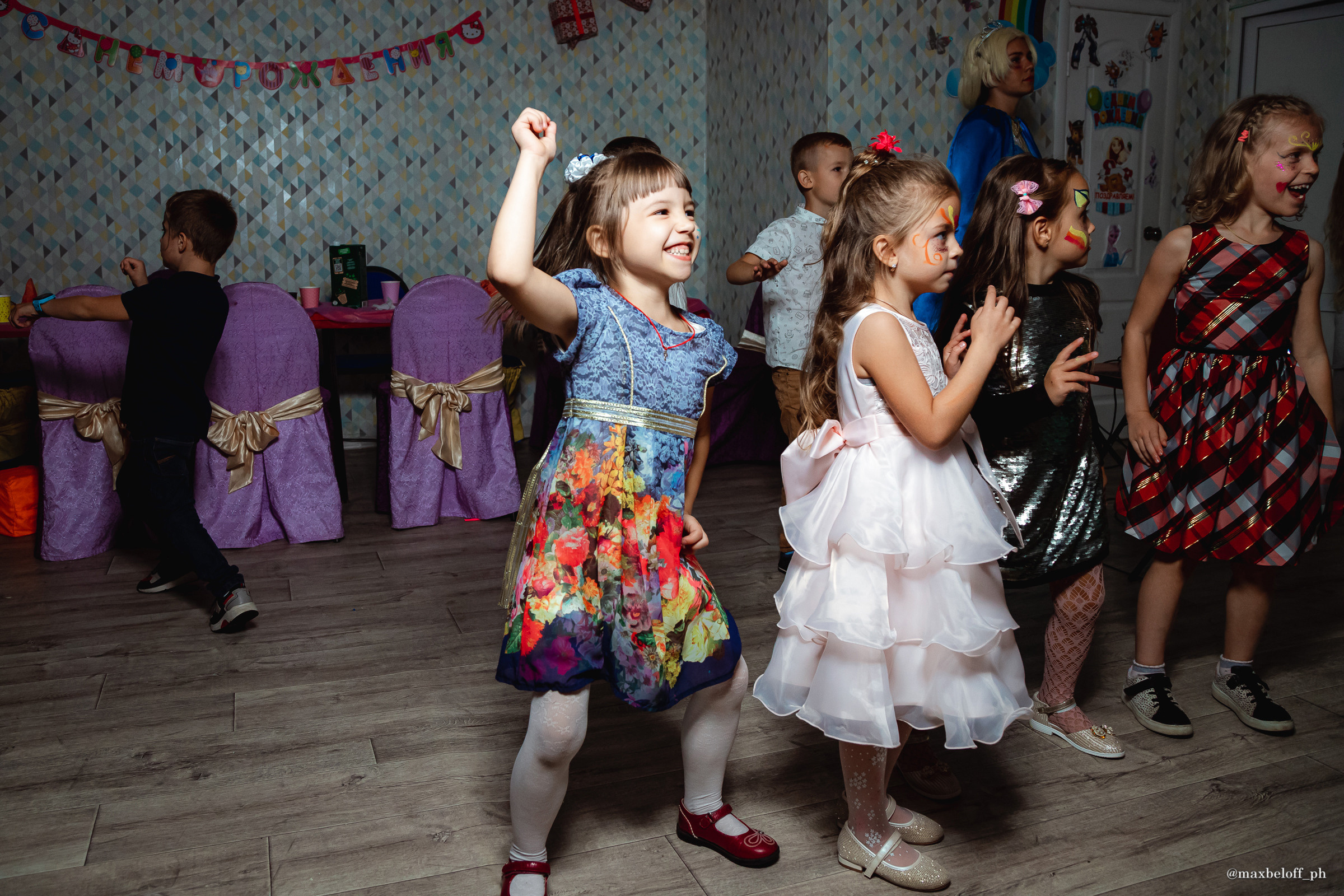 День рождения Миланы в детском центре 3/9 Царство. Семейный фотограф — Макс Белогрудов