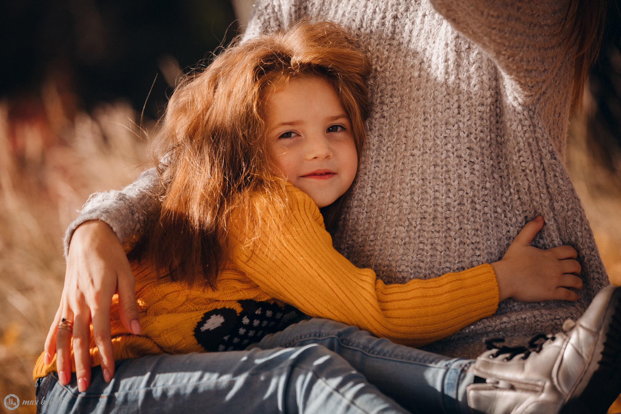 Осенние качели Светлана и Ксения. Семейный фотограф — Макс Белогрудов