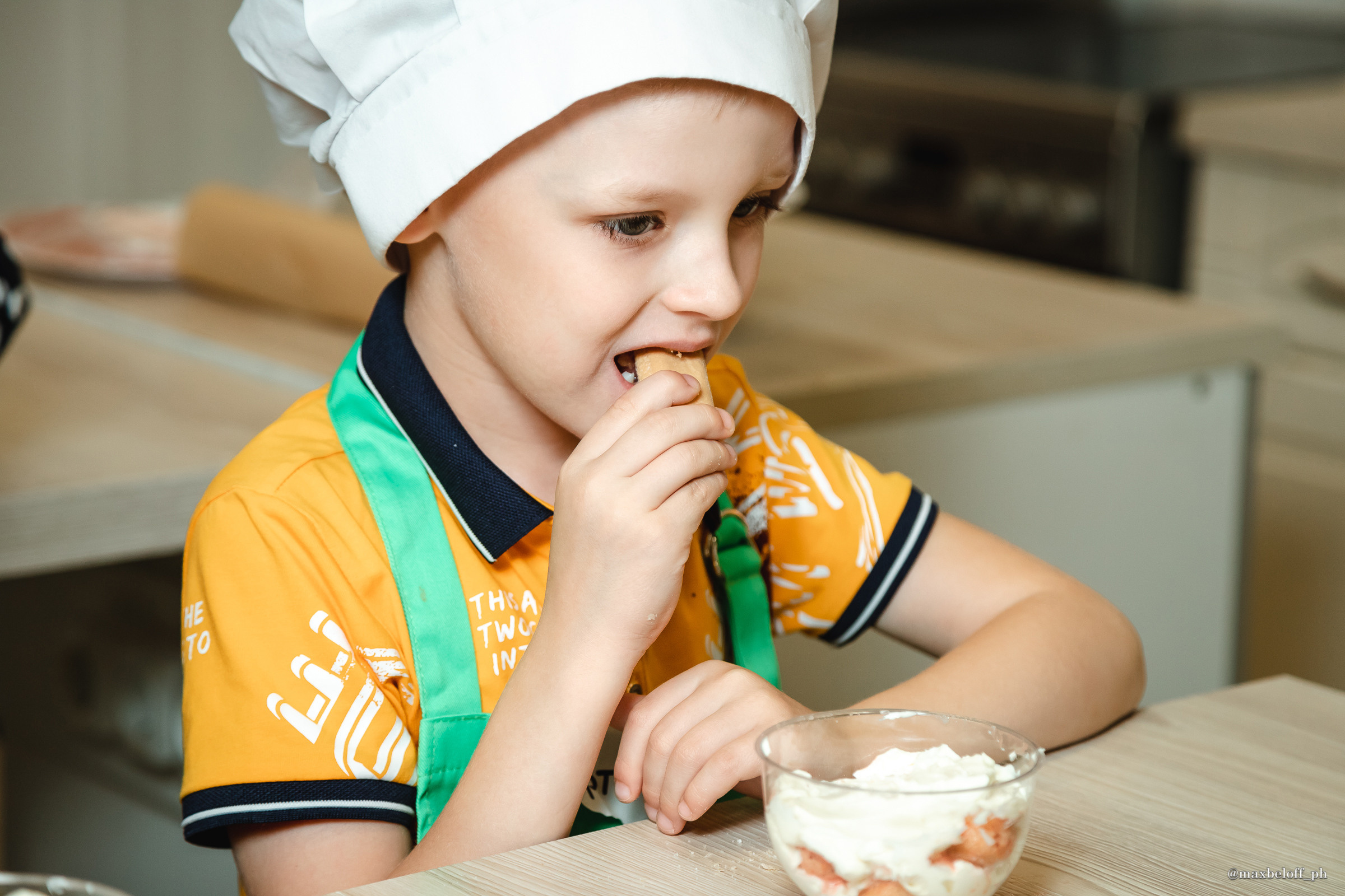 День рождения в кулинарной студии Сливки Оливки. Семейный фотограф — Макс Белогрудов