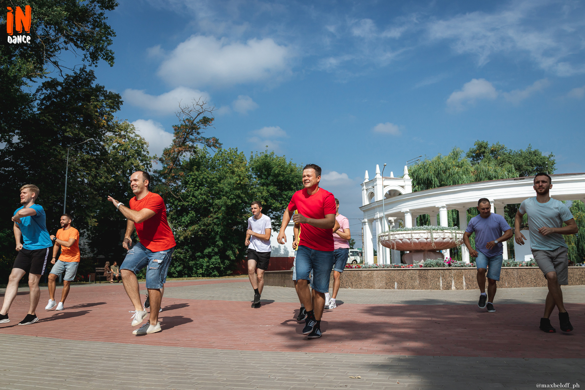 In Dance. Танцы под открытым небом. Семейный фотограф — Макс Белогрудов