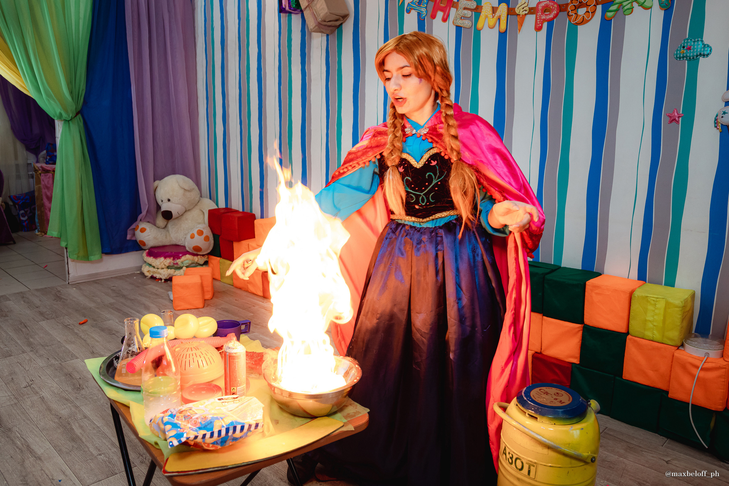 День рождения Миланы в детском центре 3/9 Царство. Семейный фотограф — Макс Белогрудов