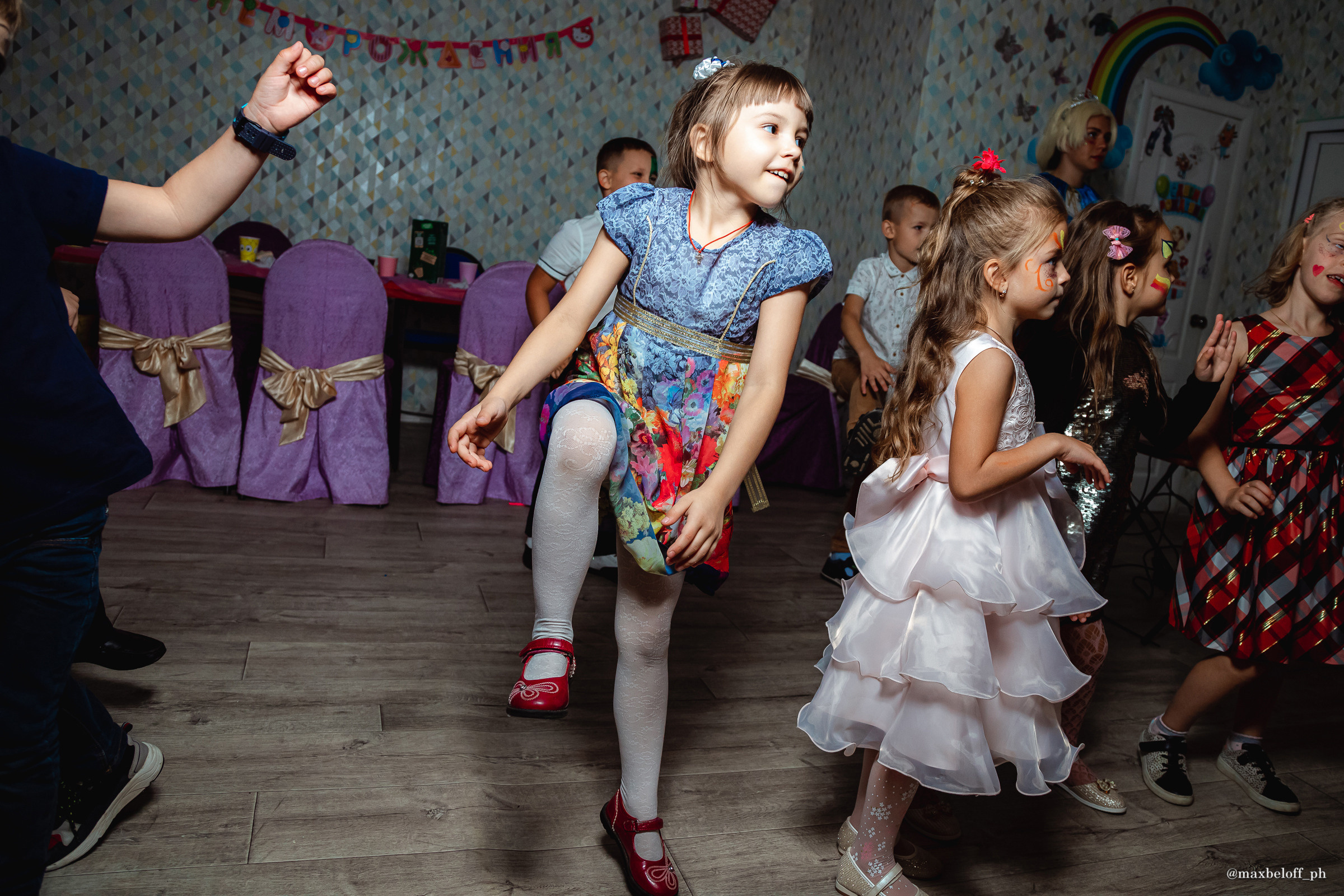 День рождения Миланы в детском центре 3/9 Царство. Семейный фотограф — Макс Белогрудов