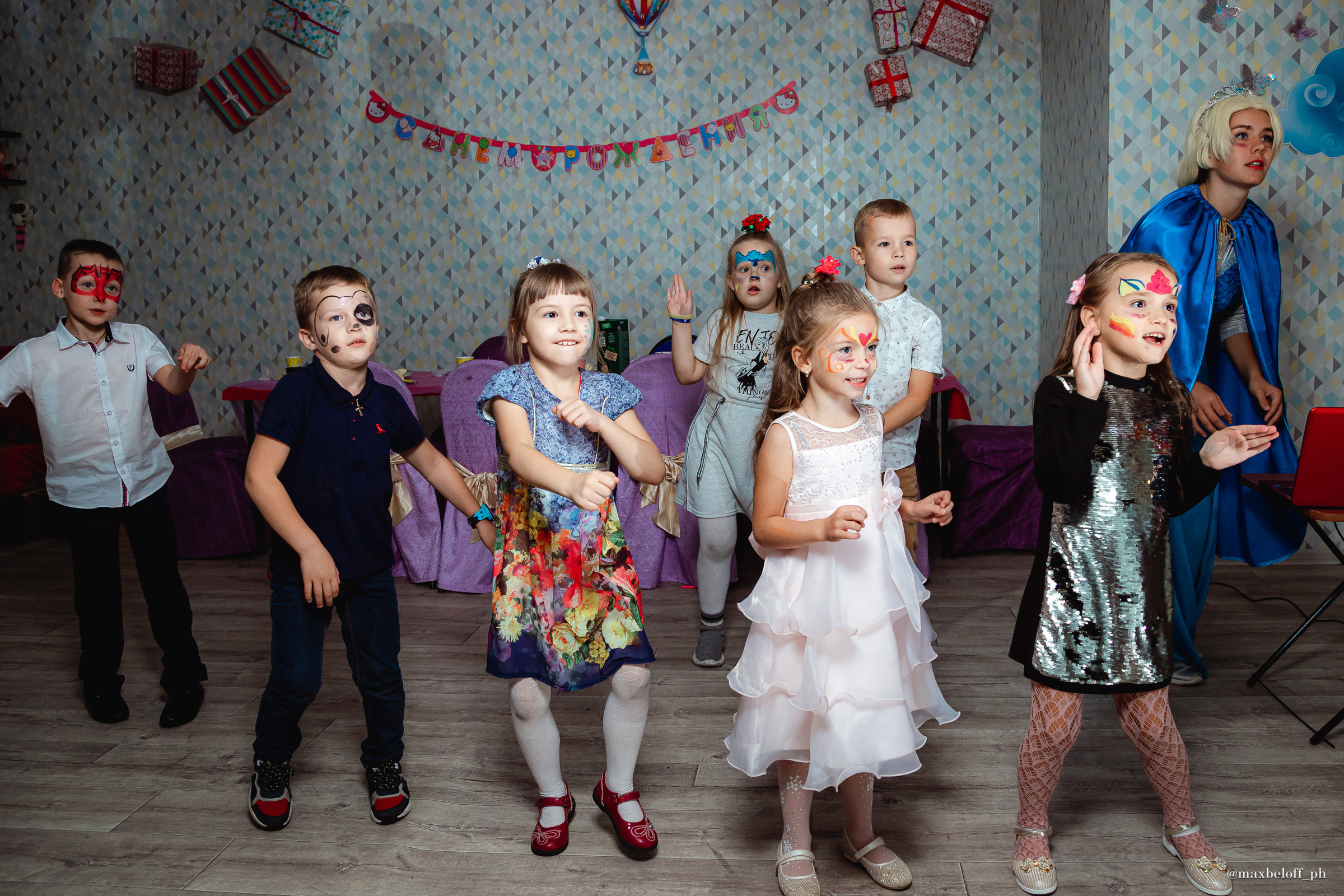 День рождения Миланы в детском центре 3/9 Царство. Семейный фотограф — Макс Белогрудов