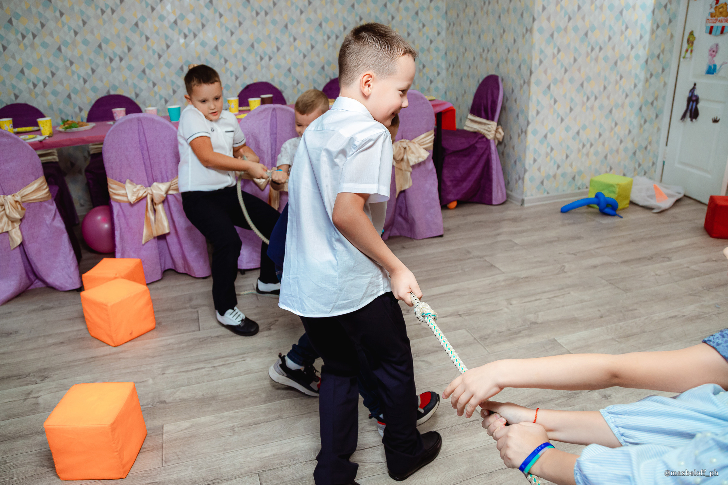 День рождения Миланы в детском центре 3/9 Царство. Семейный фотограф — Макс Белогрудов