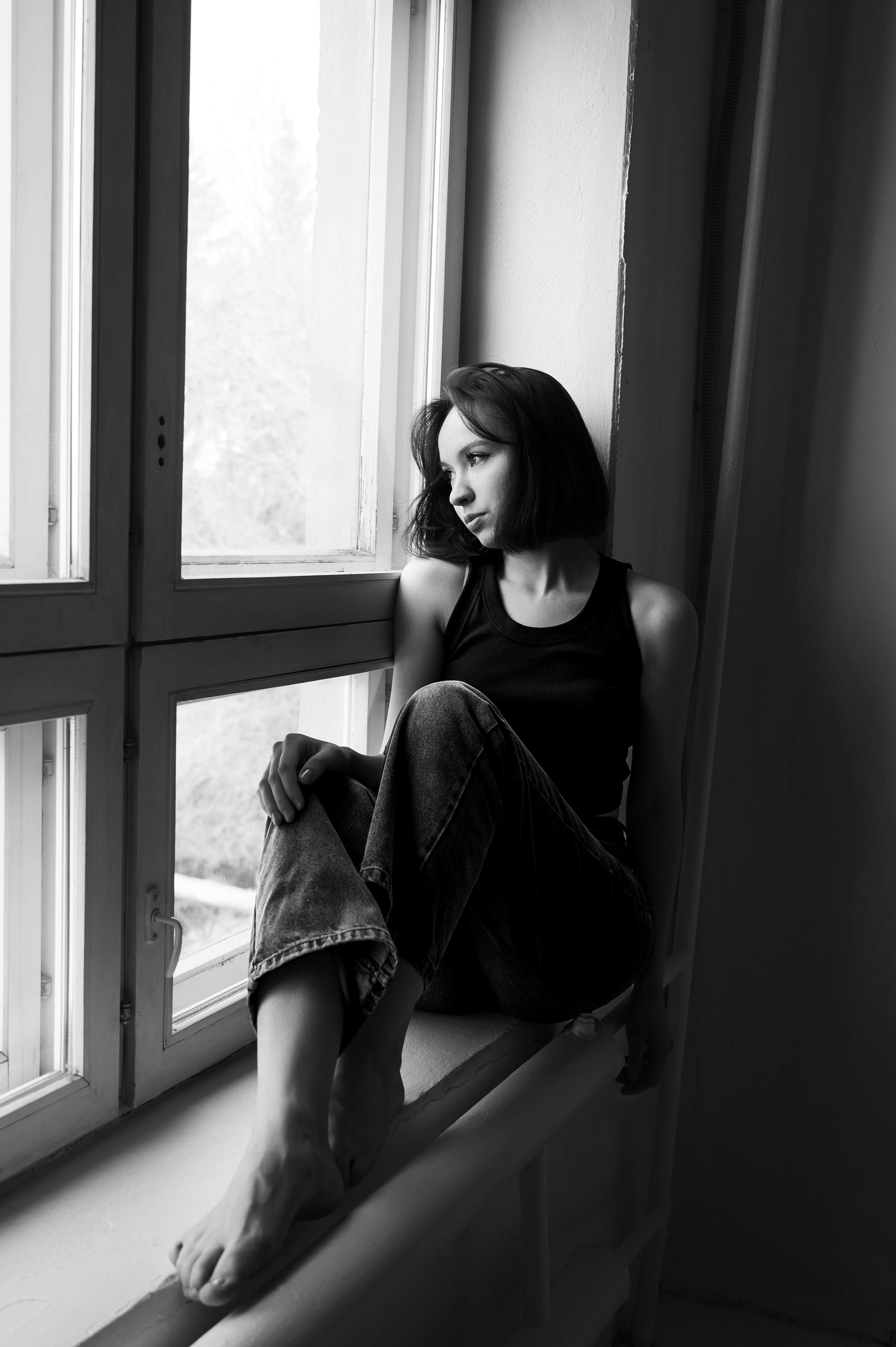 Level 0 — Monochrome