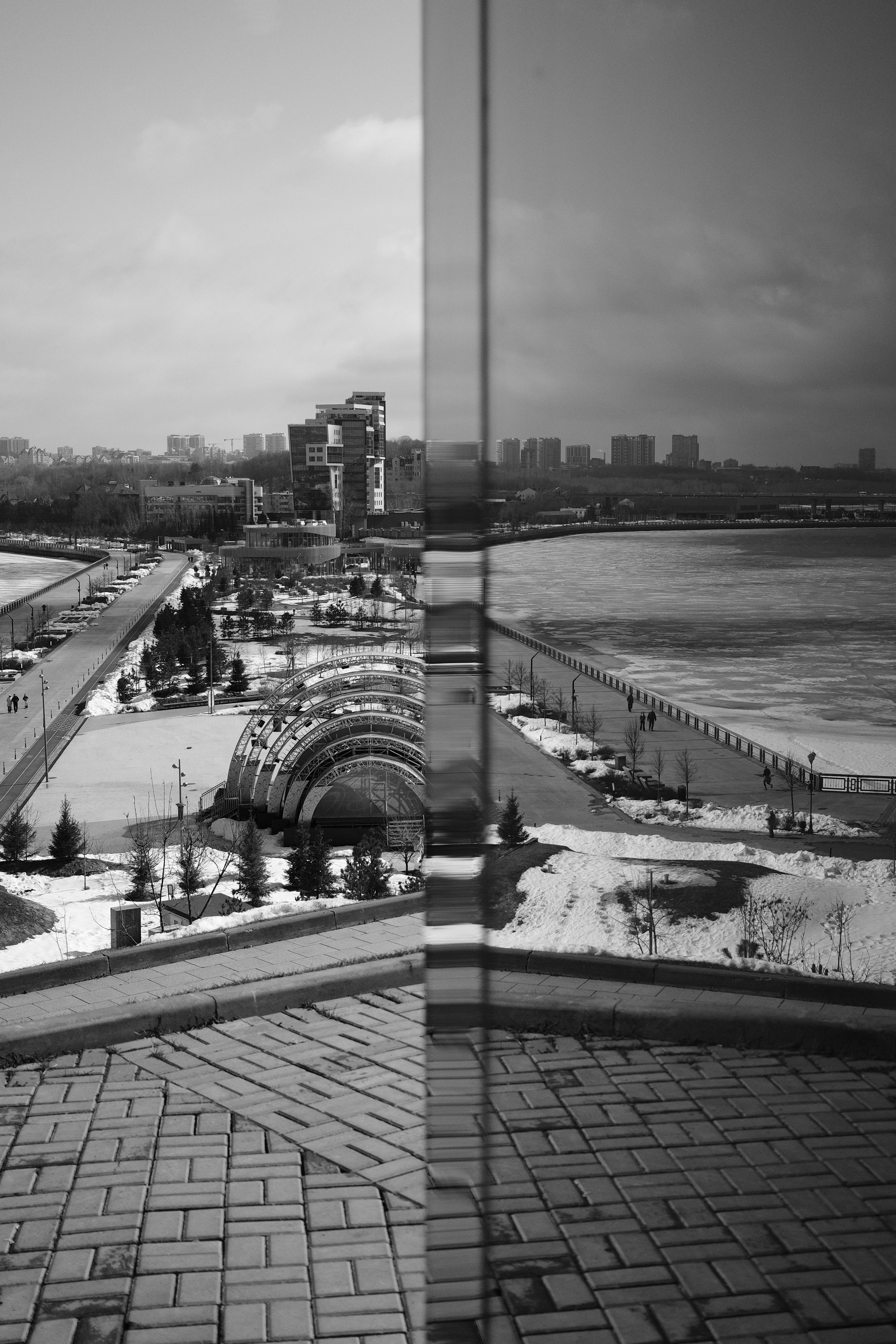 Фотосессия около Национальной библиотеки в центре Казани от Алексея Клейменова