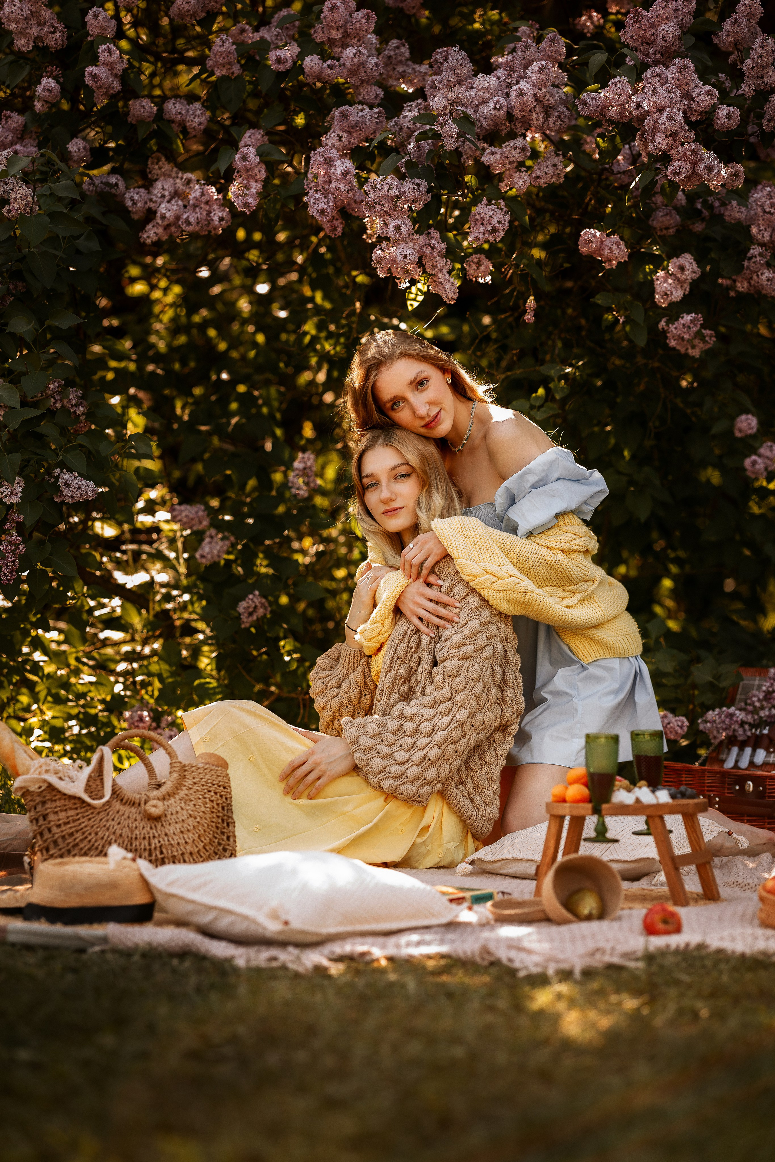 Воскресный пикник в Сиреневом саду. Женский и семейный фотограф в Москве Виктория