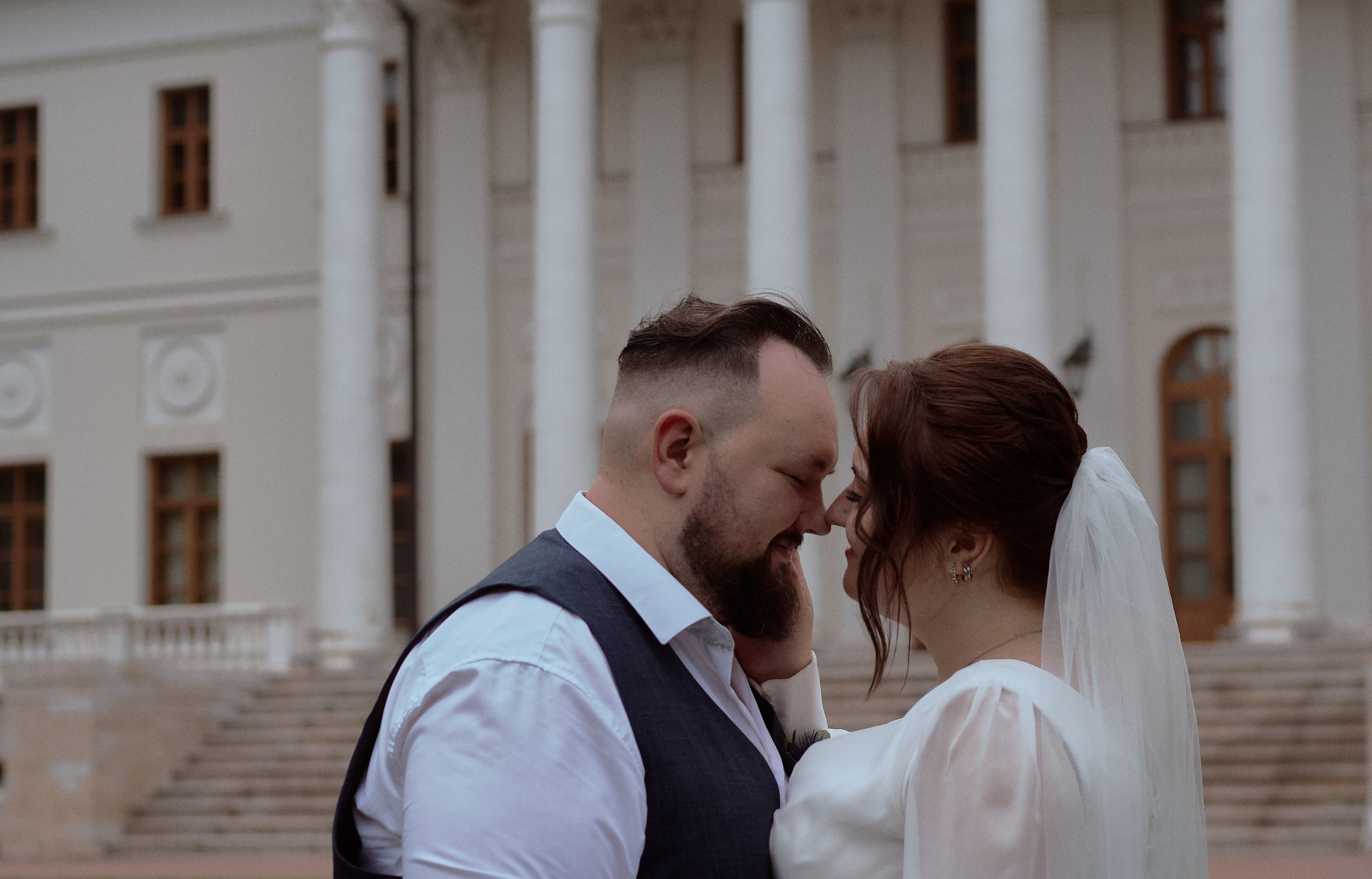 Юлия и Антон. Усадьба Остафьево. Фотограф лавстори Москва/МО Приятелева Ангелина