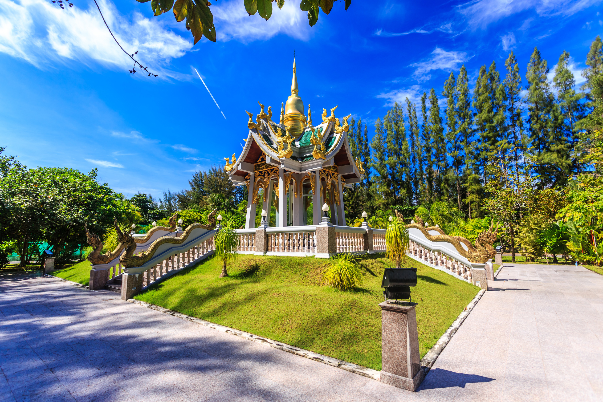 Landmarks. Photographer, Retoucher & Graphic Designer @photo123pro