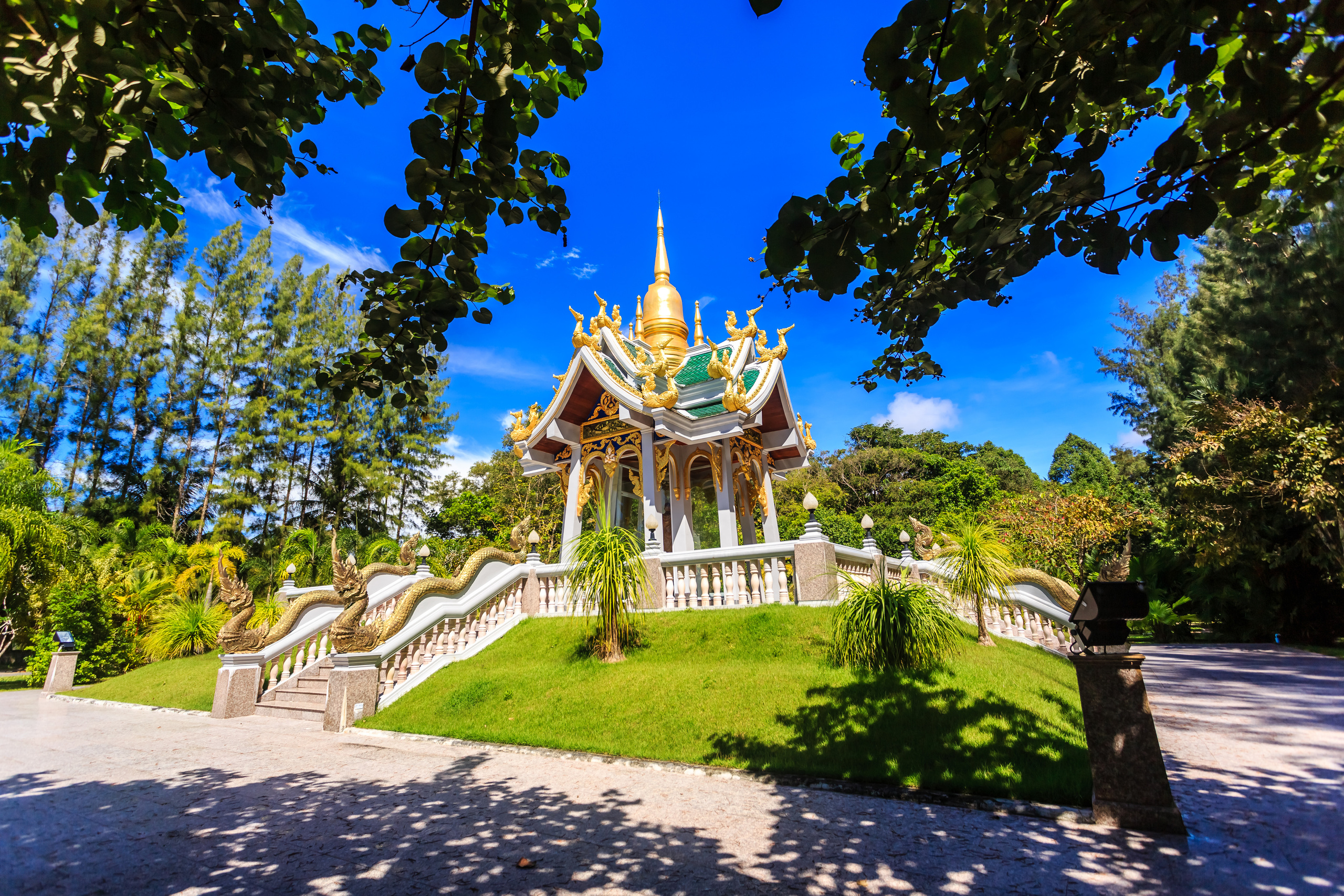 Landmarks. Photographer, Retoucher & Graphic Designer @photo123pro