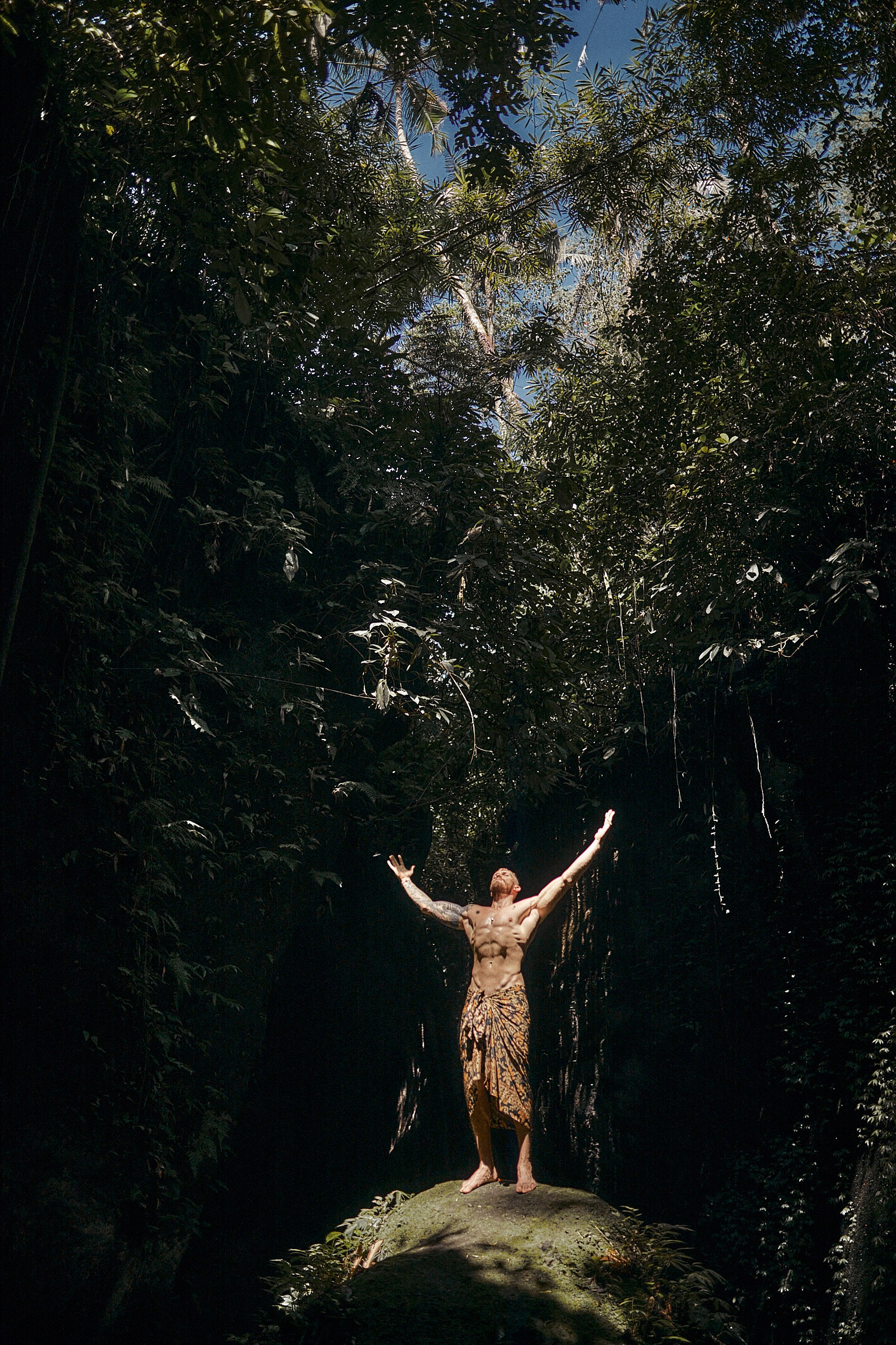 Мужская фотосессия на природе для моделей | Снимки, которые подчеркивают вашу уникальность