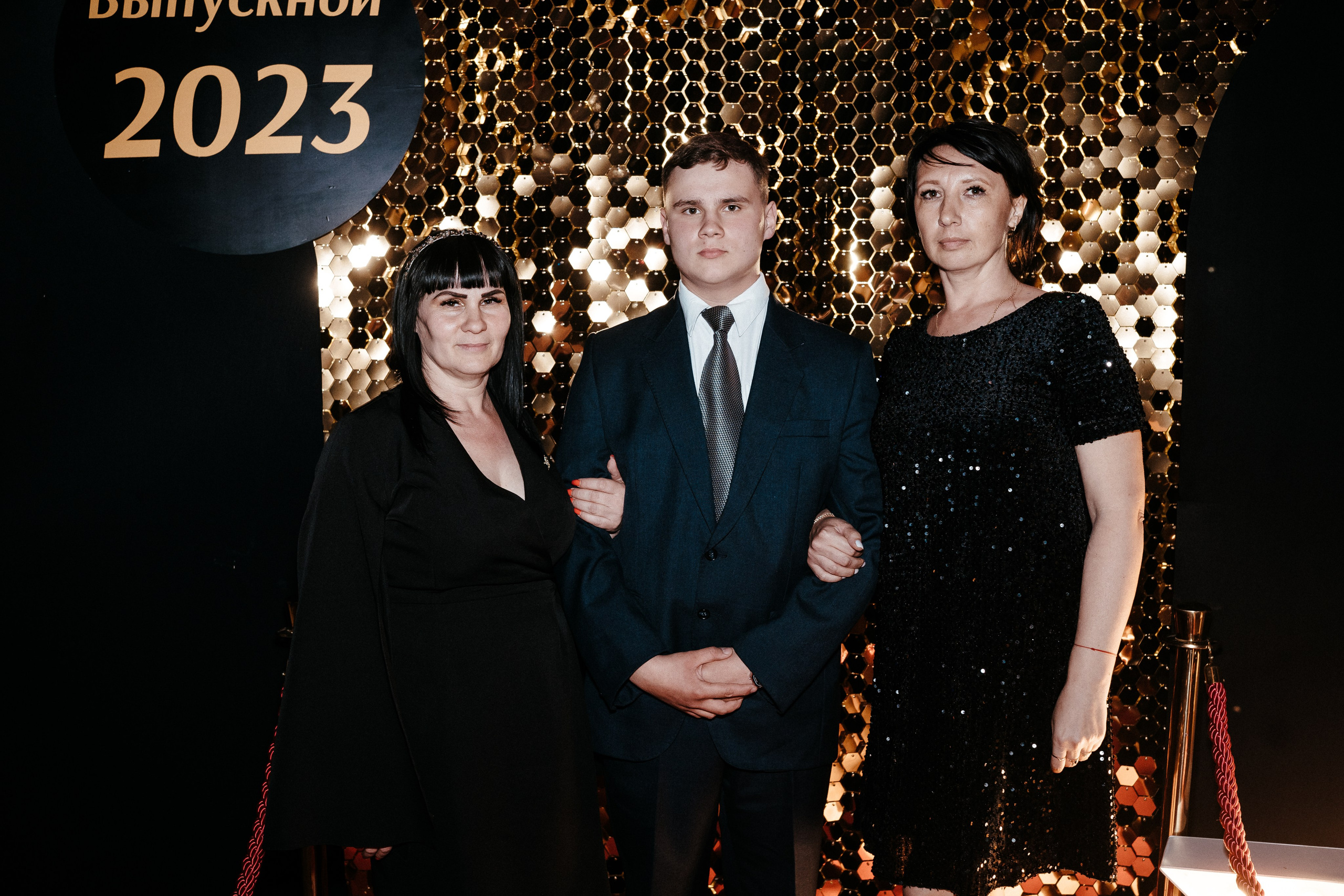 Выпускной «Ribiza». Свадебный фотограф в Симферополе