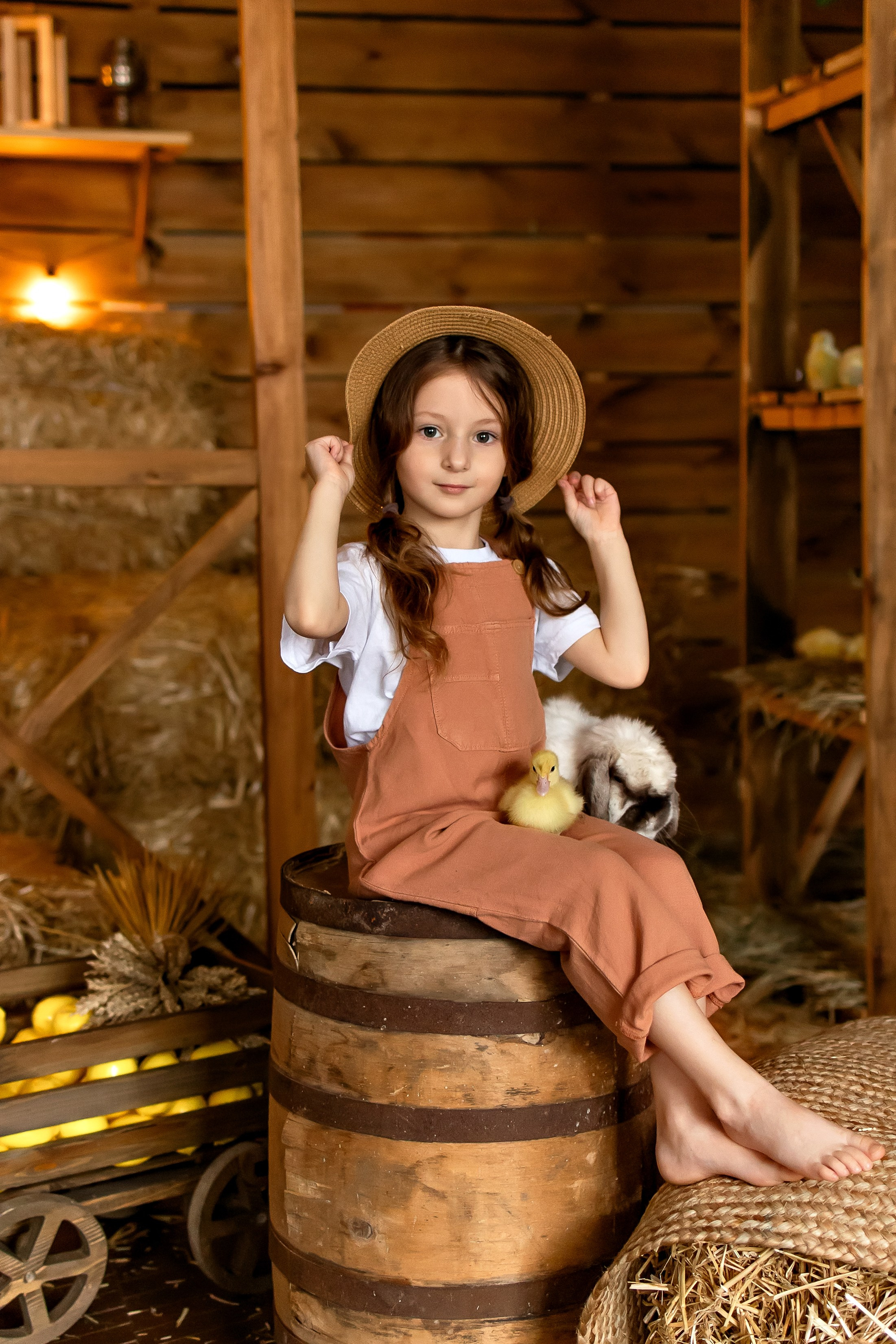 Мия с уточками. Семейный и детский фотограф Оля в Тюмени