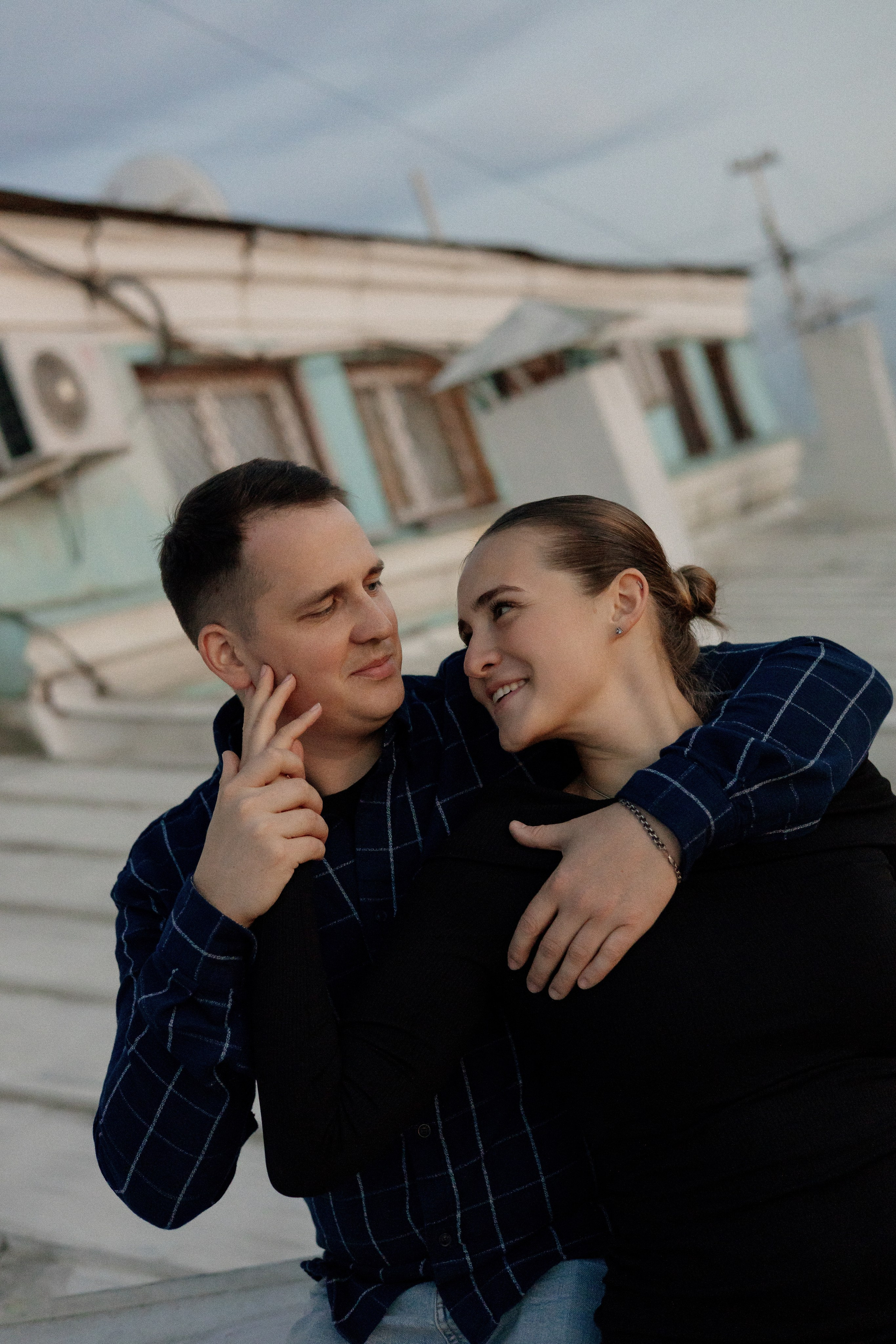 Романтика питерских крыш. Свадебный фотограф в Санкт-Петербурге Ксения Кобышева