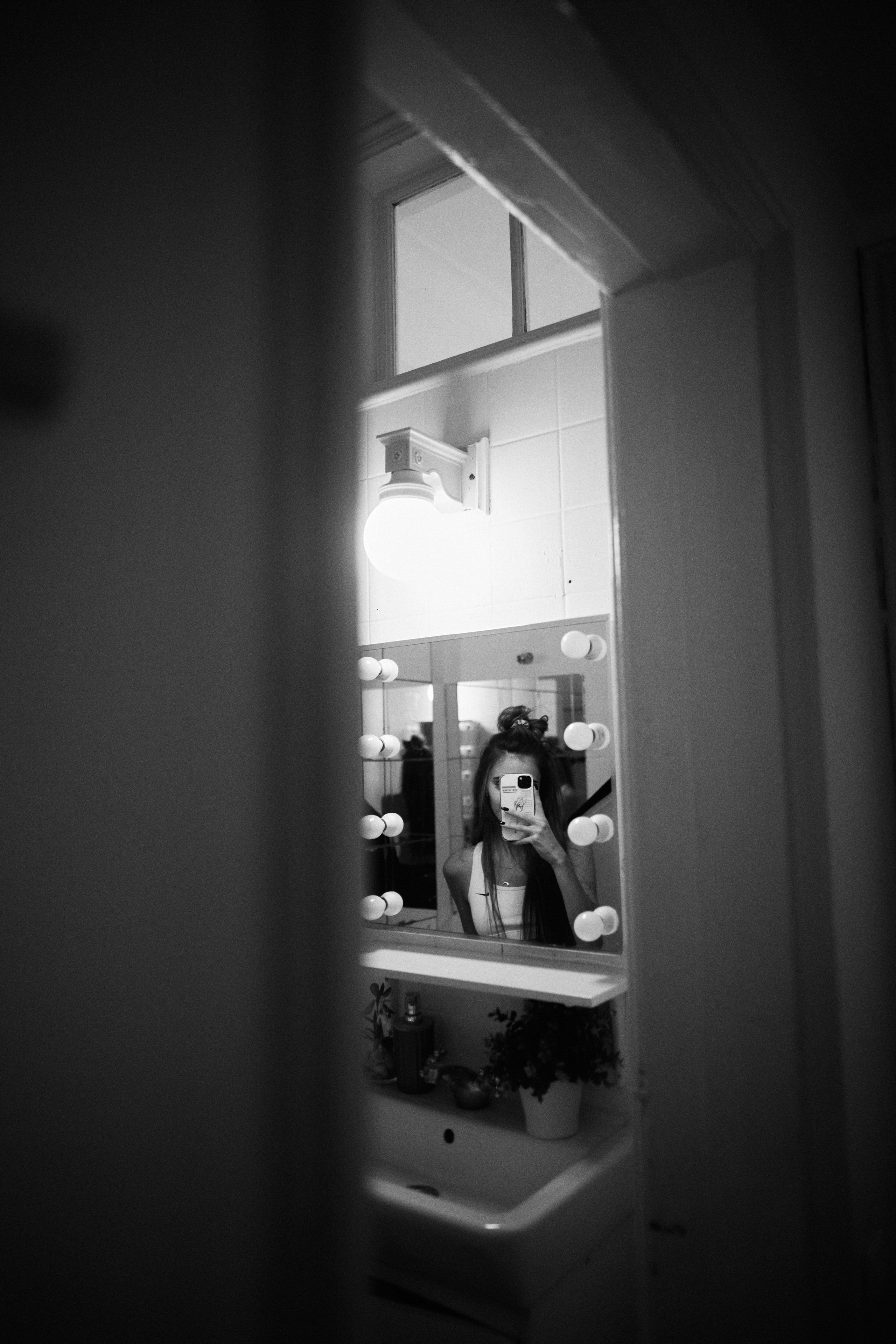 Смм специалист. Женский и контент фотограф в Москве