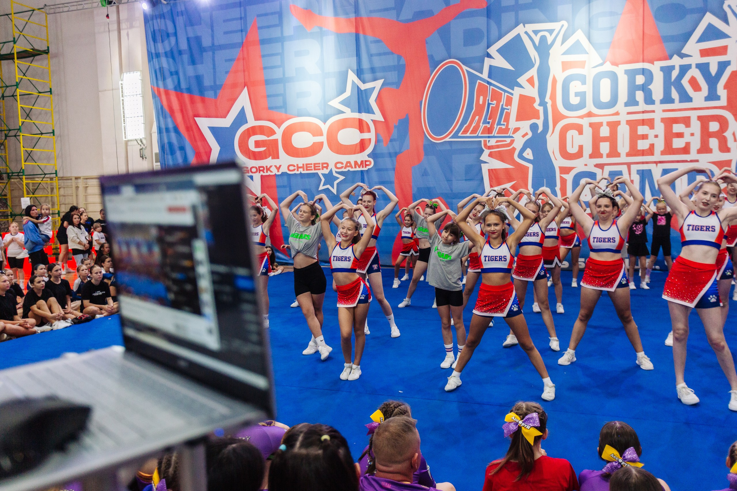 GORKY CHEER CAMP. Репортажный и портретный фотограф в Нижнем Новгороде Максим Горшков
