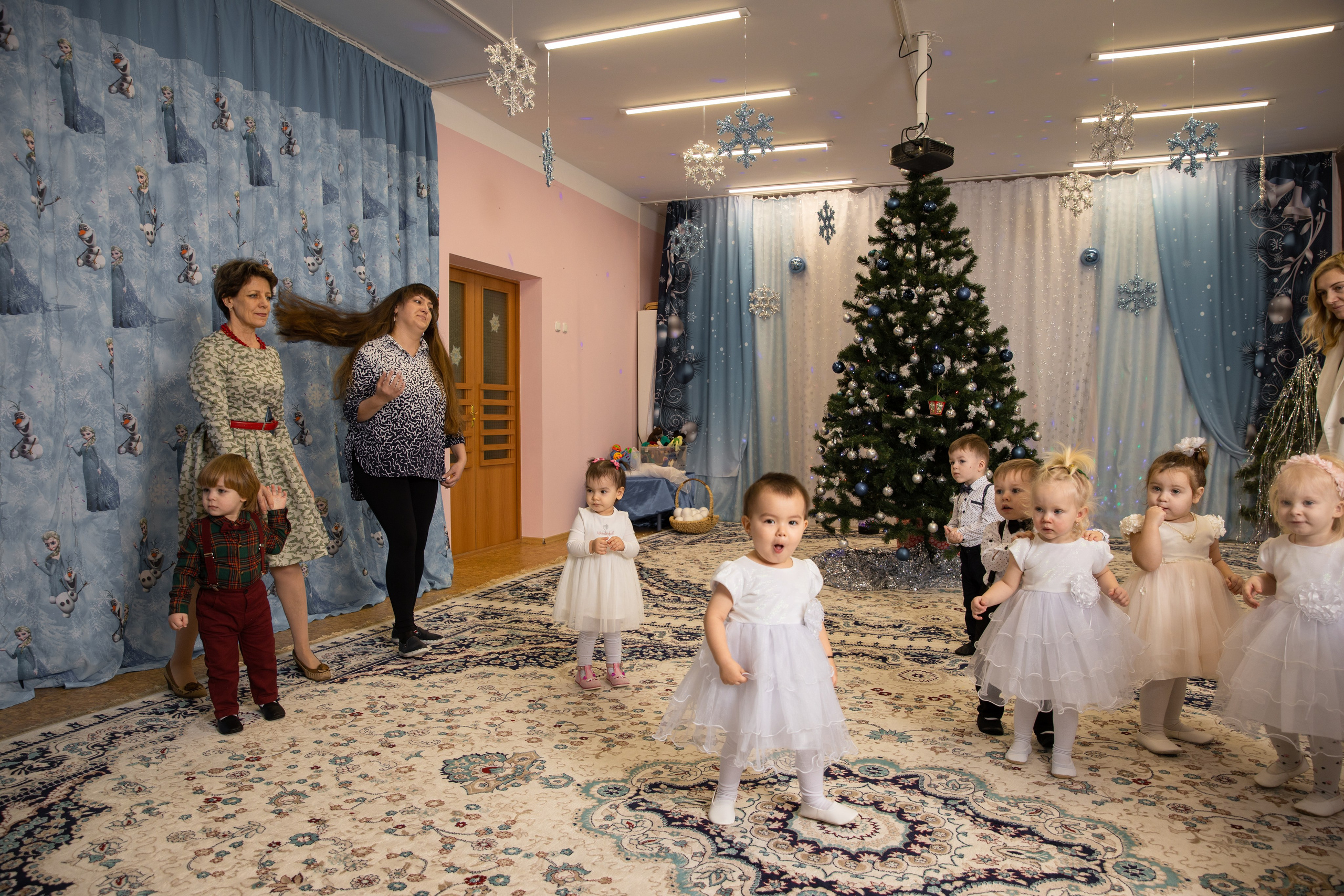 Новогодний утренник Успех. Фотограф в Железнодорожном и Балашихе