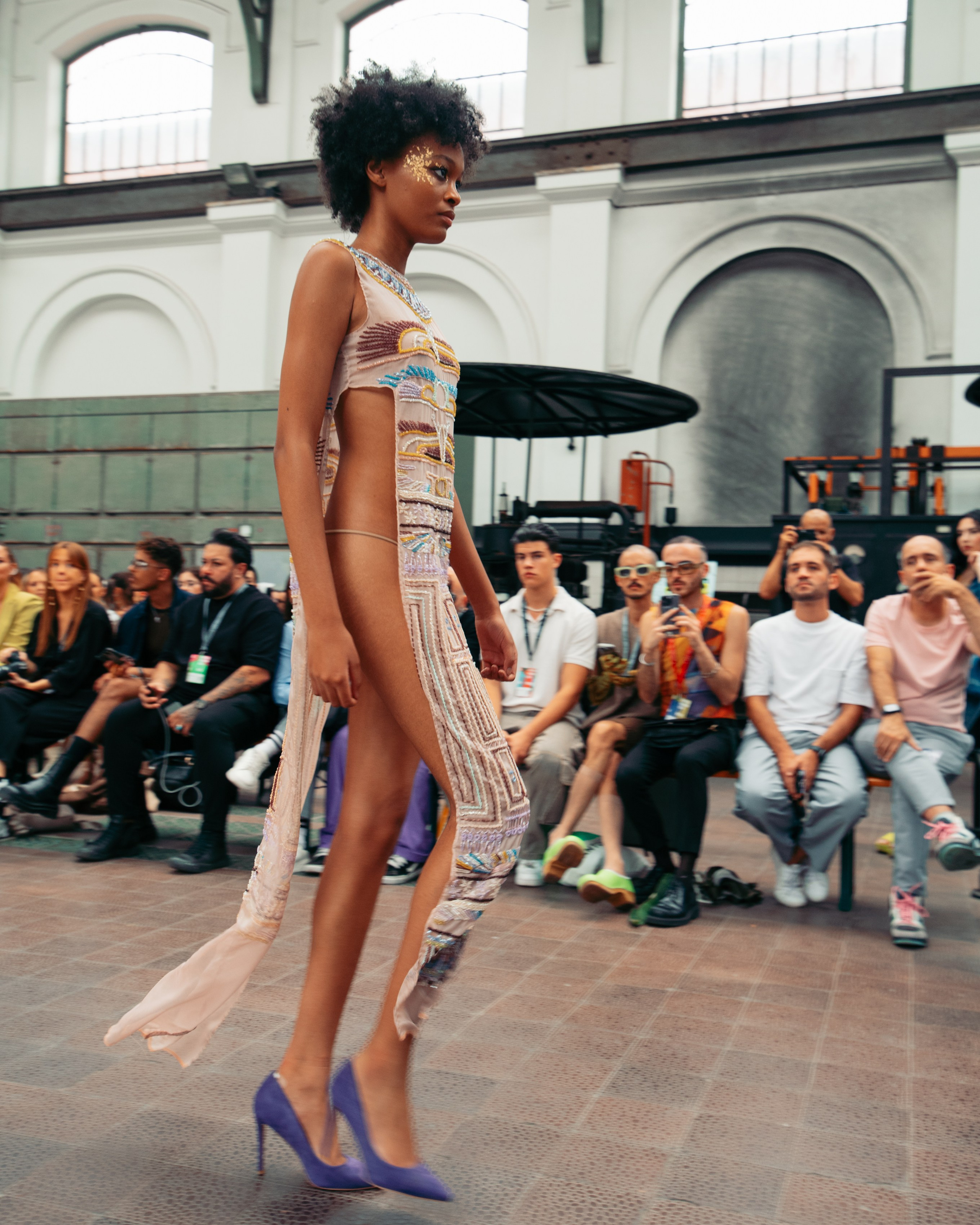 PORTUGAL FASHION WEEK SEPTEMBER 2023. Anastasiia Antoniuk portrait, family and couple photographer, Portugal