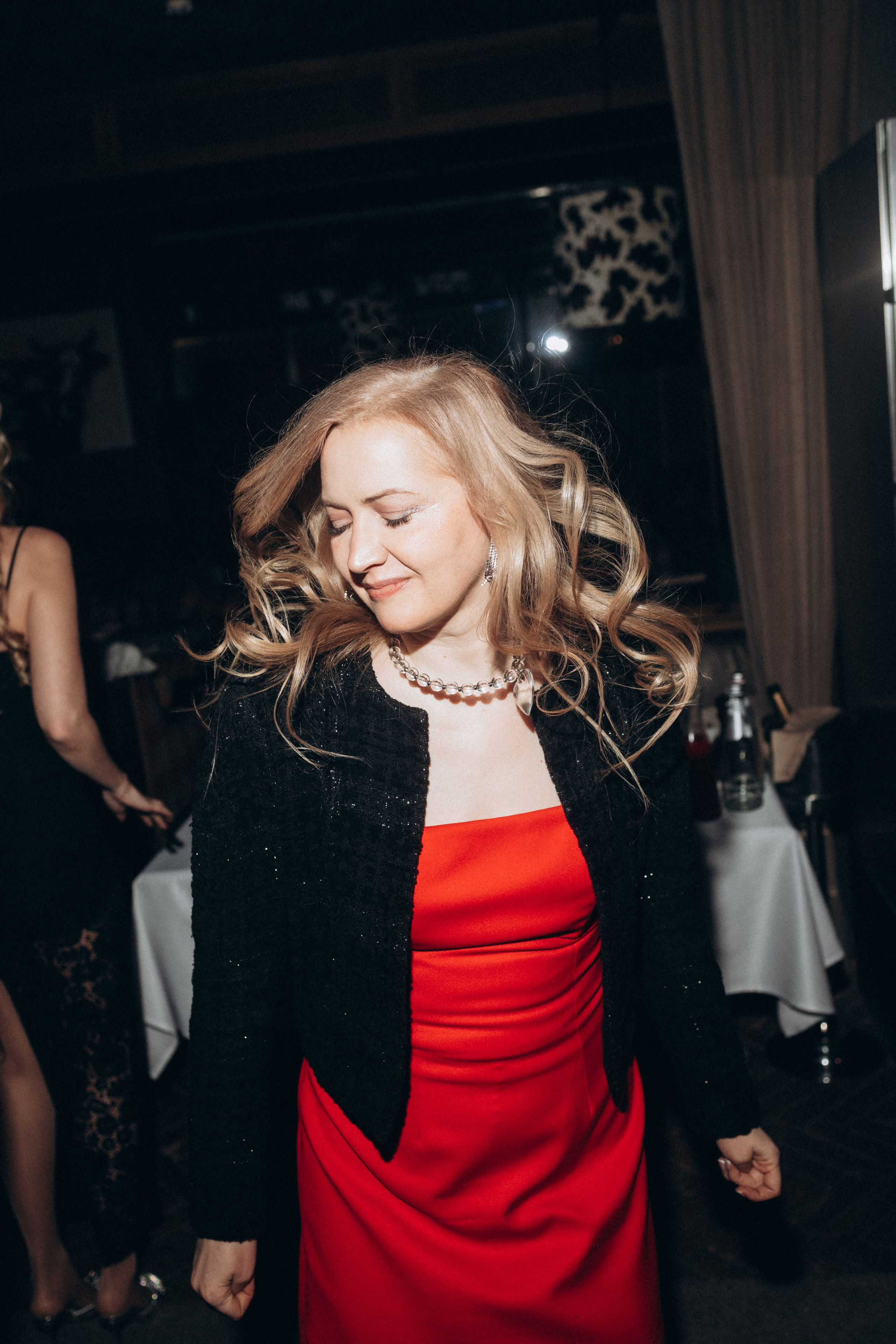 Новогодний корпоратив ресторан Рибай. Фотограф Артем Бросов в Санкт-Петербурге и Дубае