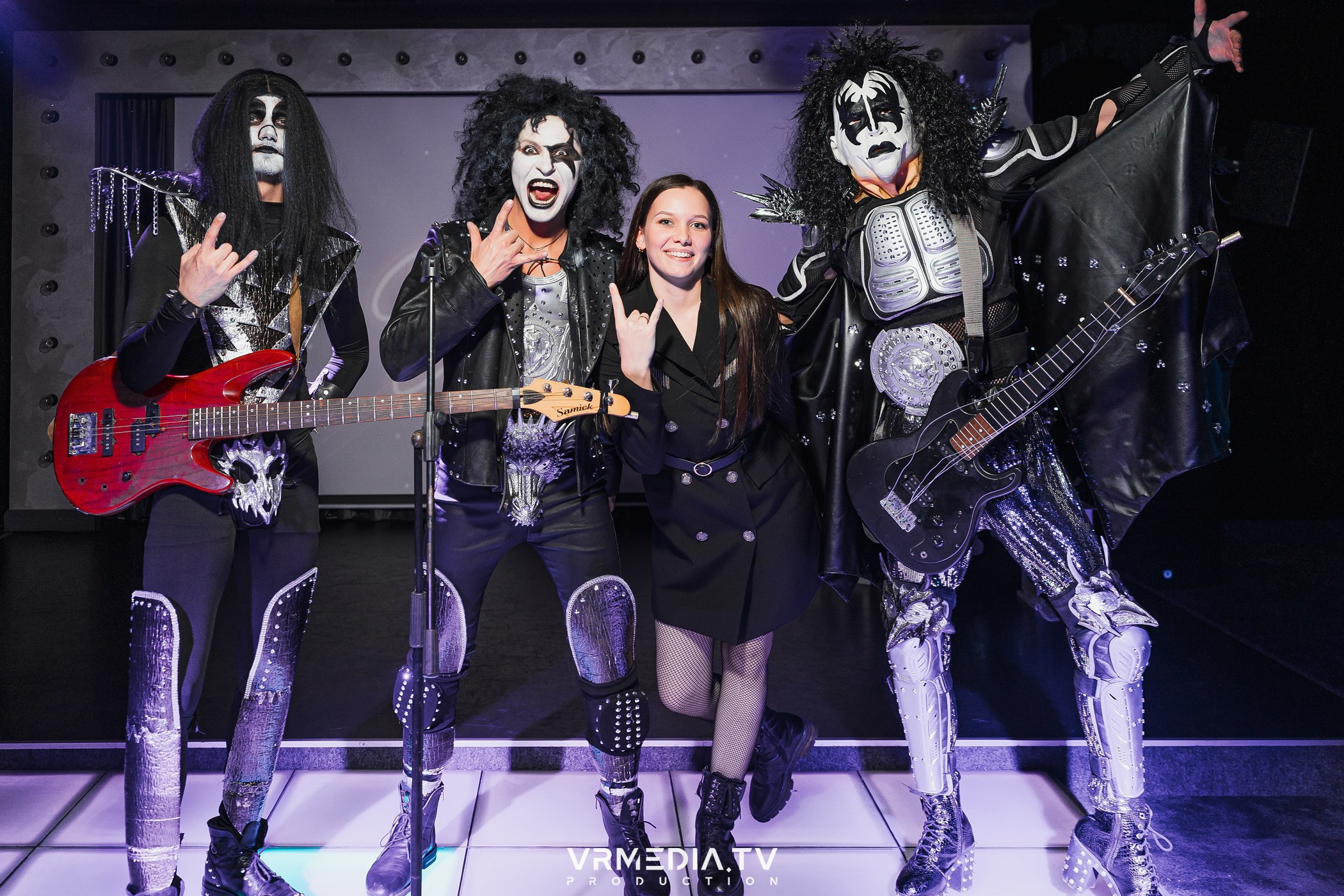 РОК-ВЕЧЕРИНКА в караоке-баре «Volna»