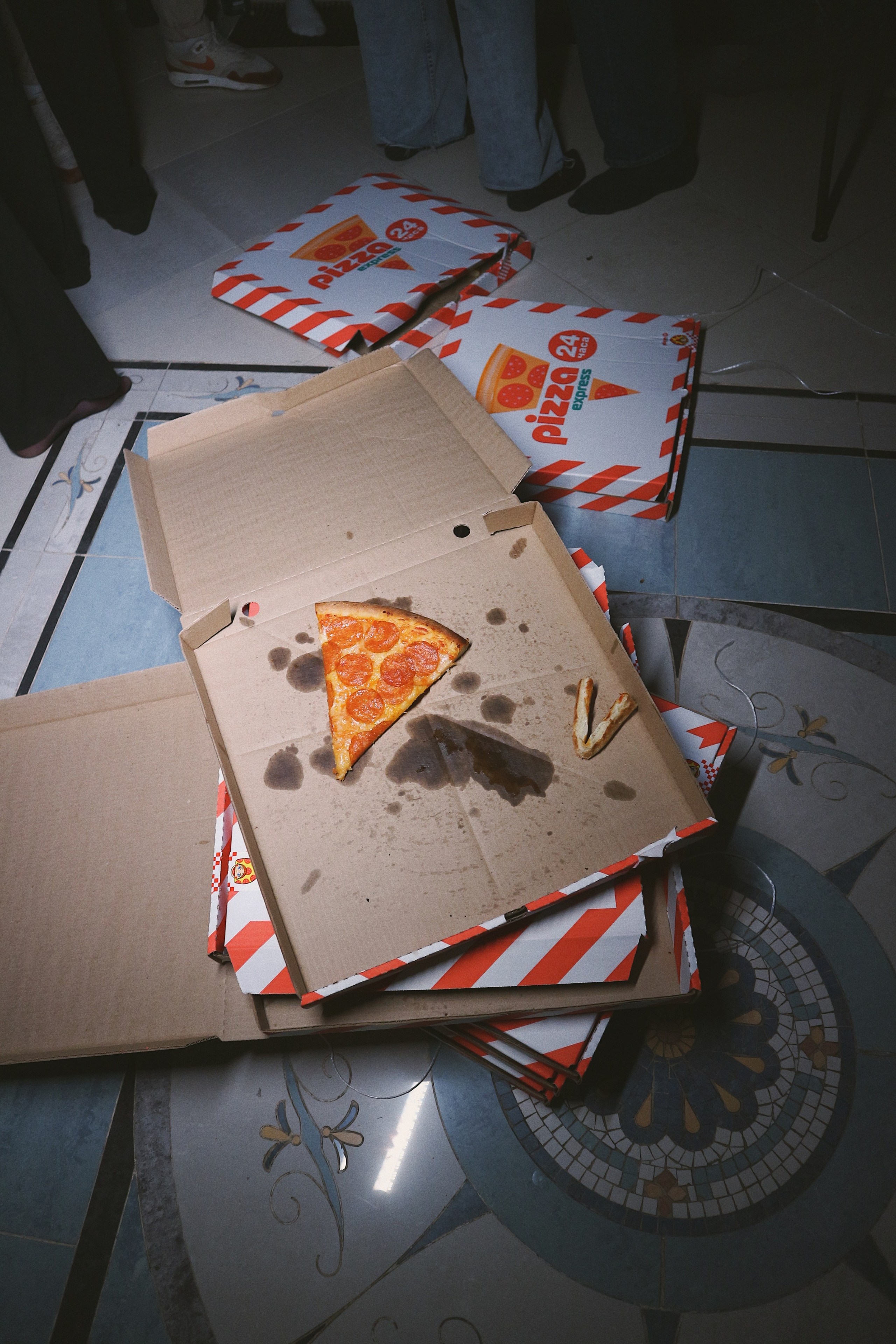 Party. Photographer Mary Sergo