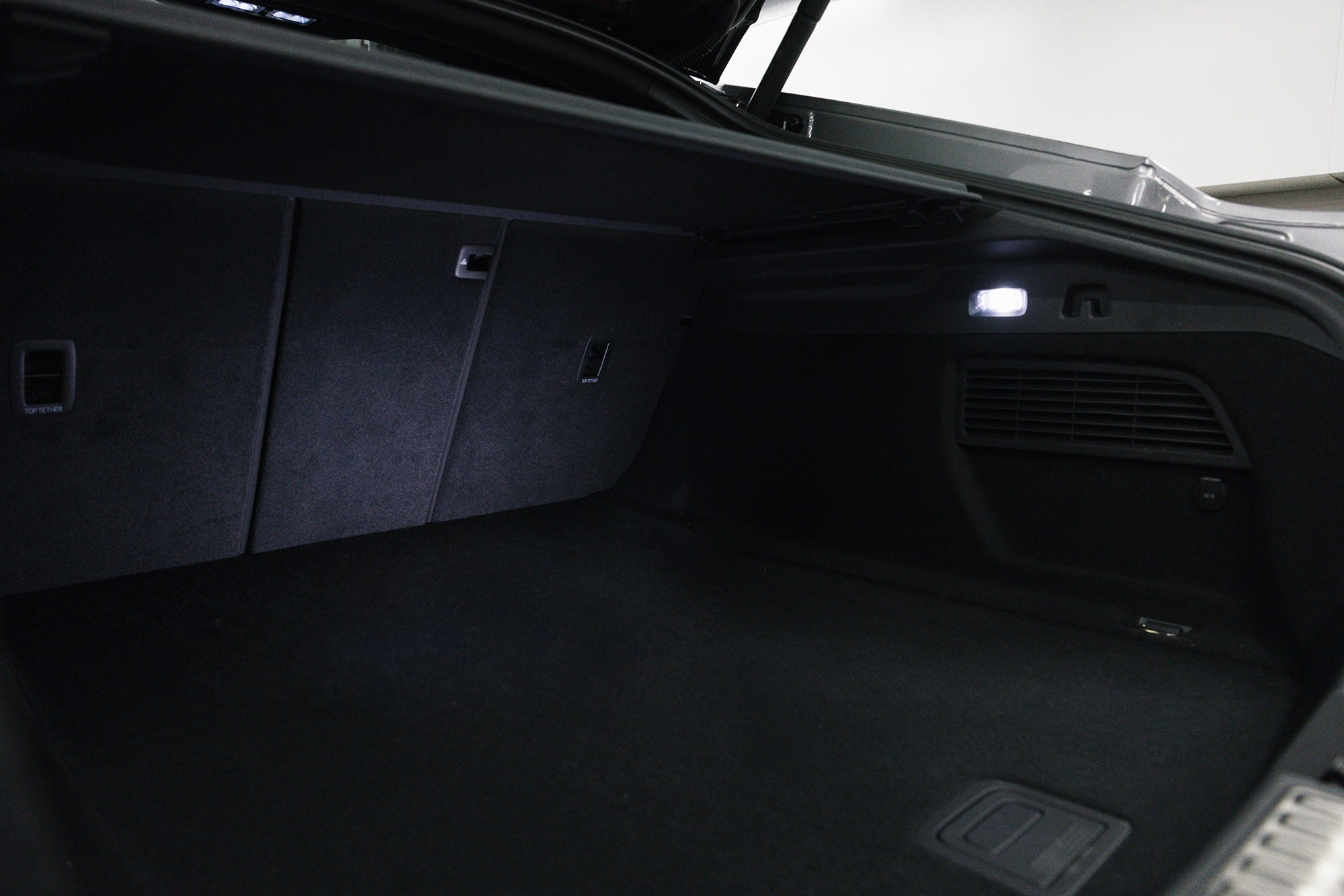 Audi A5  40 TFSI 2.0 quattro S tronic (204 л. с.). Автосалон «Х-Авто»