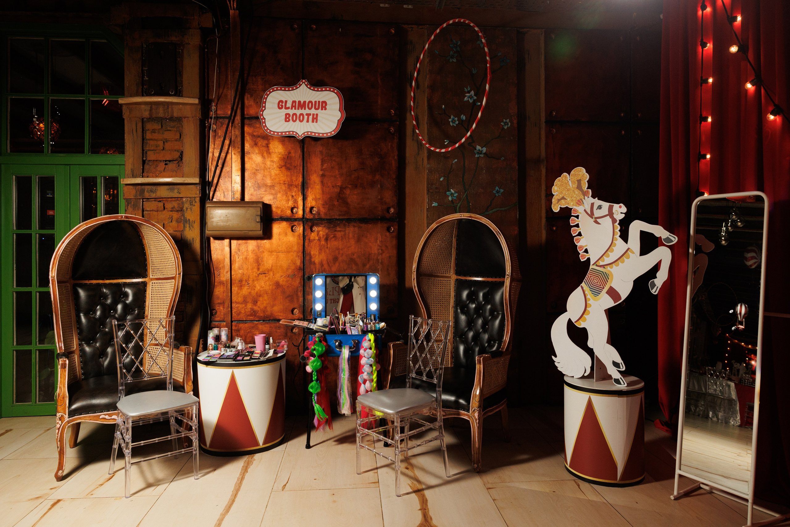 Корпоратив в стиле «Цирк». Репортажный фотограф Ольга Кочетова в Москве