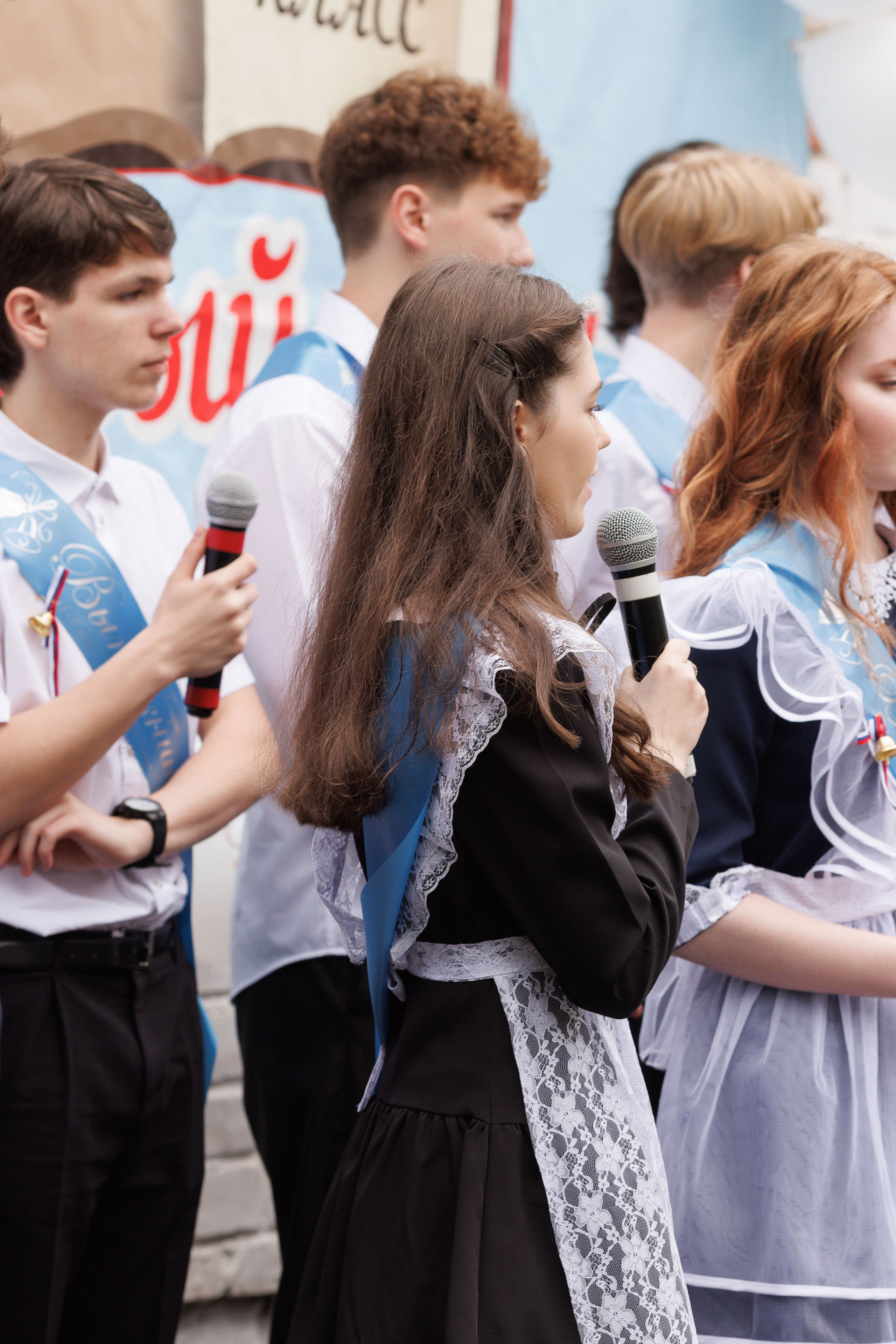 Последний звонок Гимназия Артем. Photoalbum-vl.ru
