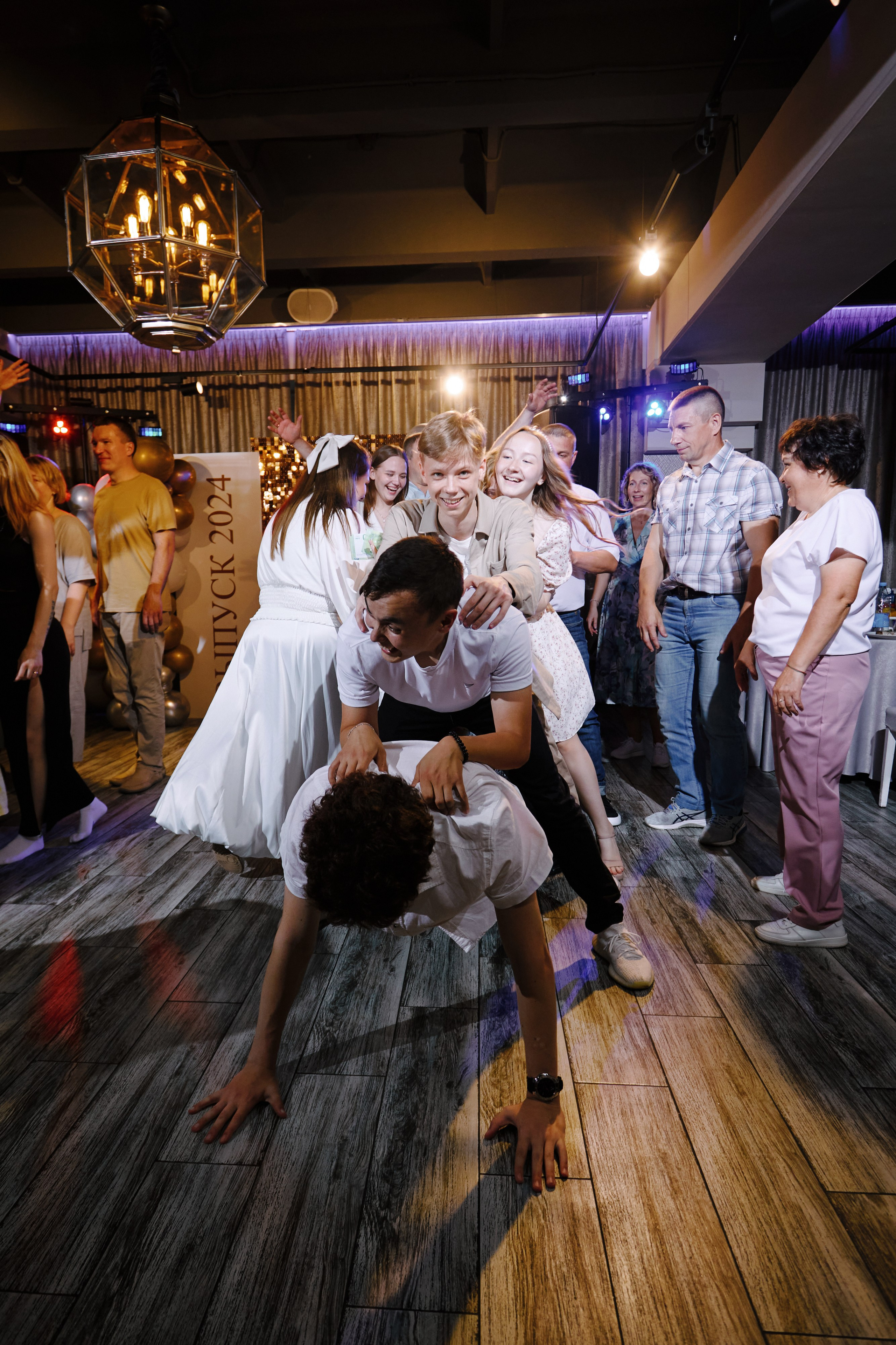 Выпускной 11кл. Портретный и свадебный фотограф в Екатеринбурге Владимир ЛузинЛузин