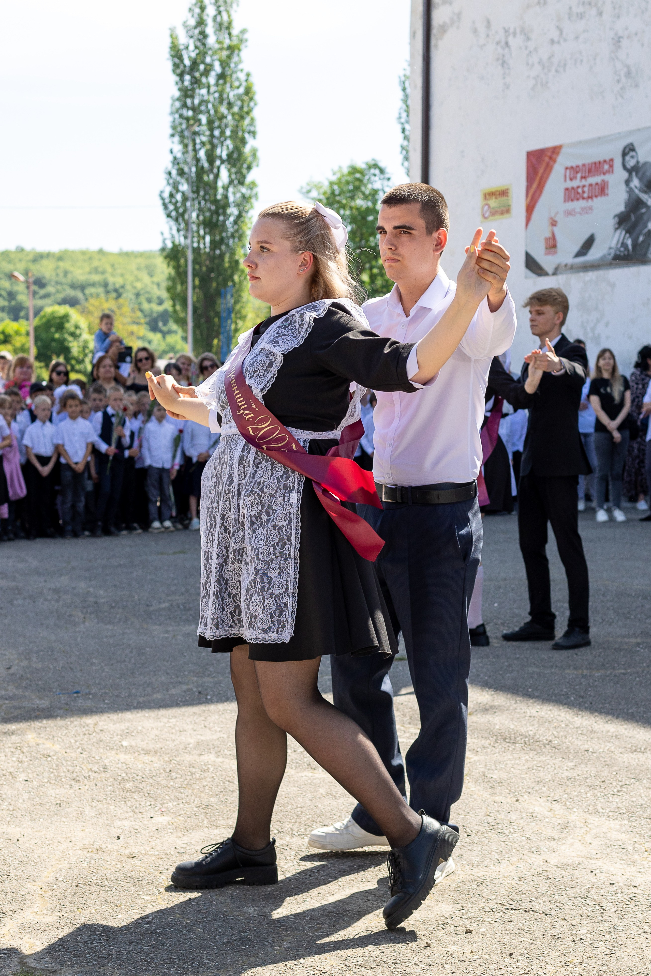 Последний звонок. Выпускные альбомы Майкоп, Краснодар Елена Золотарева
