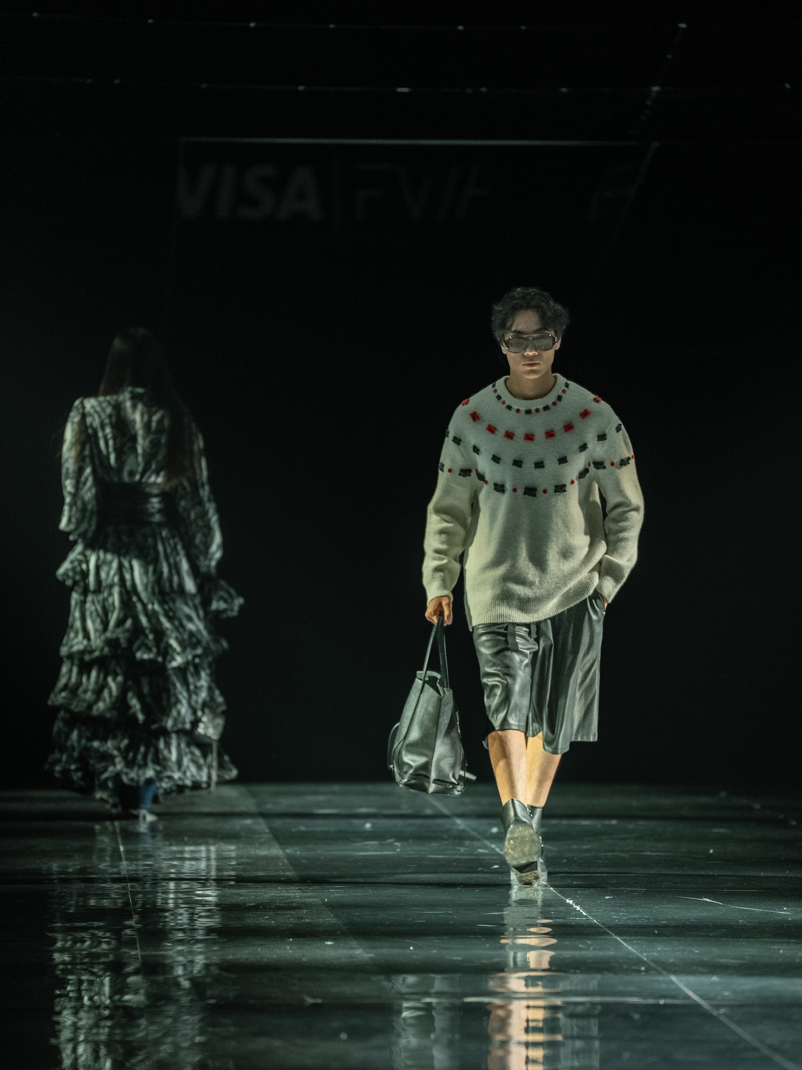 Visa Fashion Week Almaty Pre-Fall 2026 April Leonid Zherebtsov. Сайт Алматинского НЮ АРТ, будуар и фэшн фотографа Дениса Карпенко