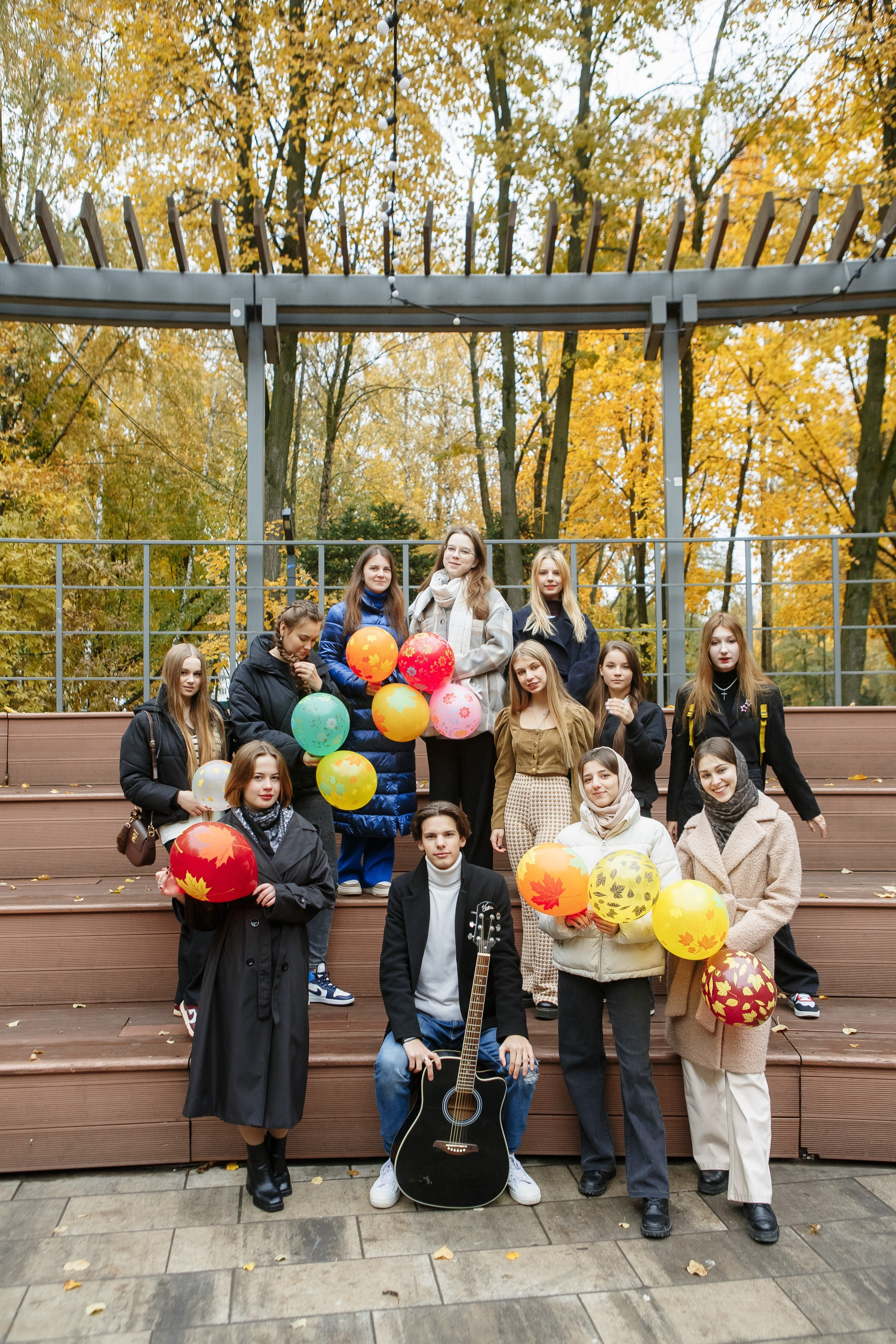 Осень Гимназия 12 11 В 2023 г. Свадебный и портретный Фотограф в Липецке Дмитрий Котюков