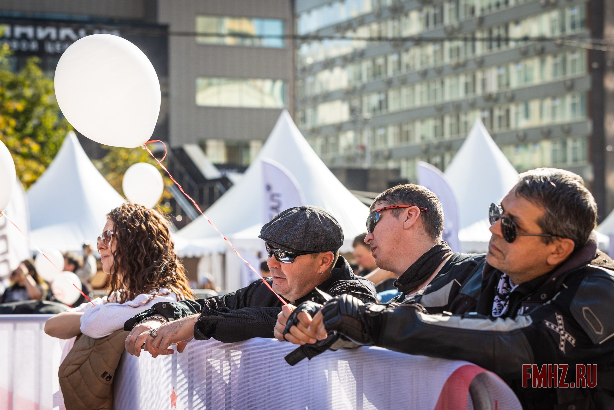 Закрытие Мотосезона 2023 на проспекте Академика Сахарова. Фотограф Владимир Охрименко