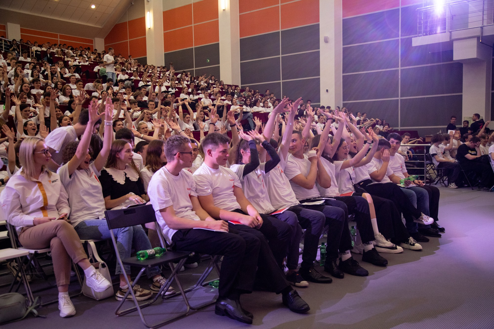 Первый фестиваль Движения Первых в Краснодаре. Репортажный, промышленный и маркетплейс-фотограф Дмитрий Чернат