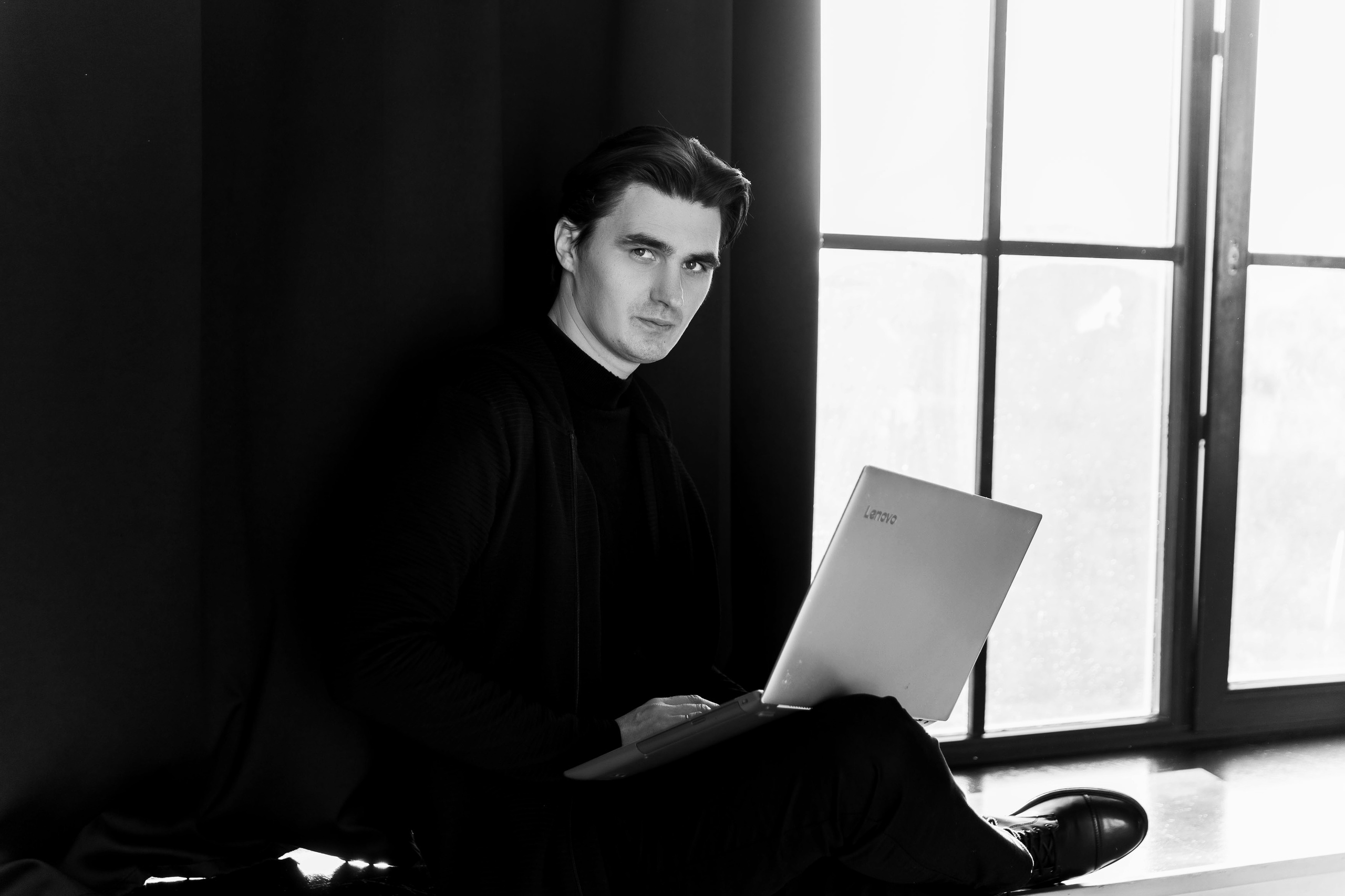 Алексей Гущин. Главная