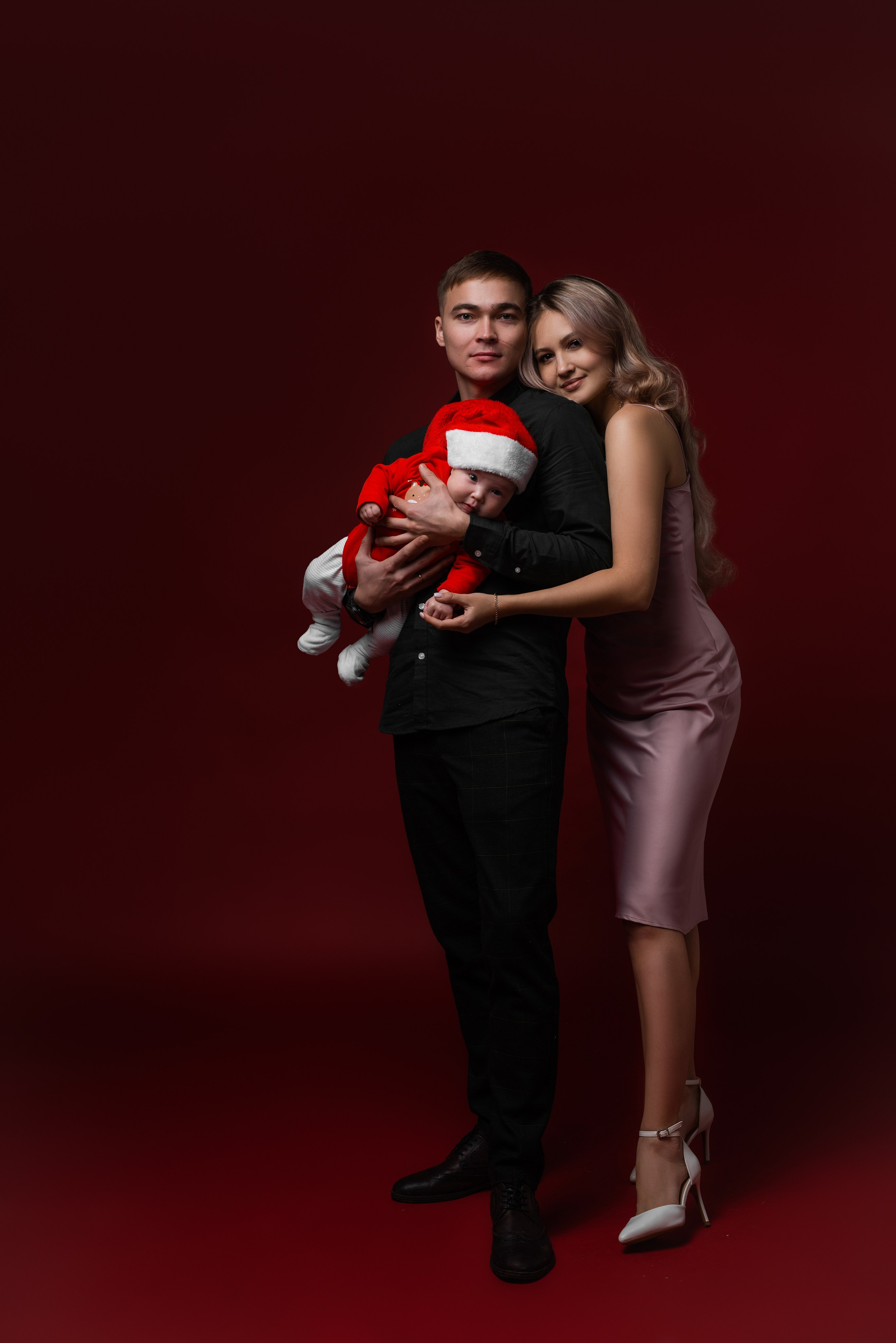 Новогодний анонс 2023 для семейной и индивидуальной фотосессии. Студийный фотограф в Йошкар-Оле