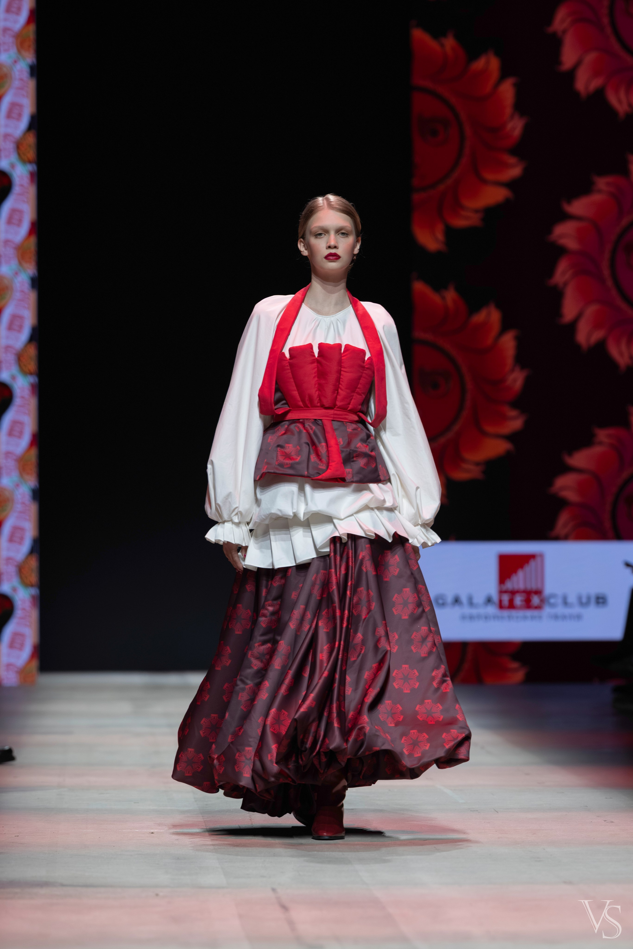 Неделя Российской моды. Манеж. РГУ Косыгина. Фотограф Виктор Степанов