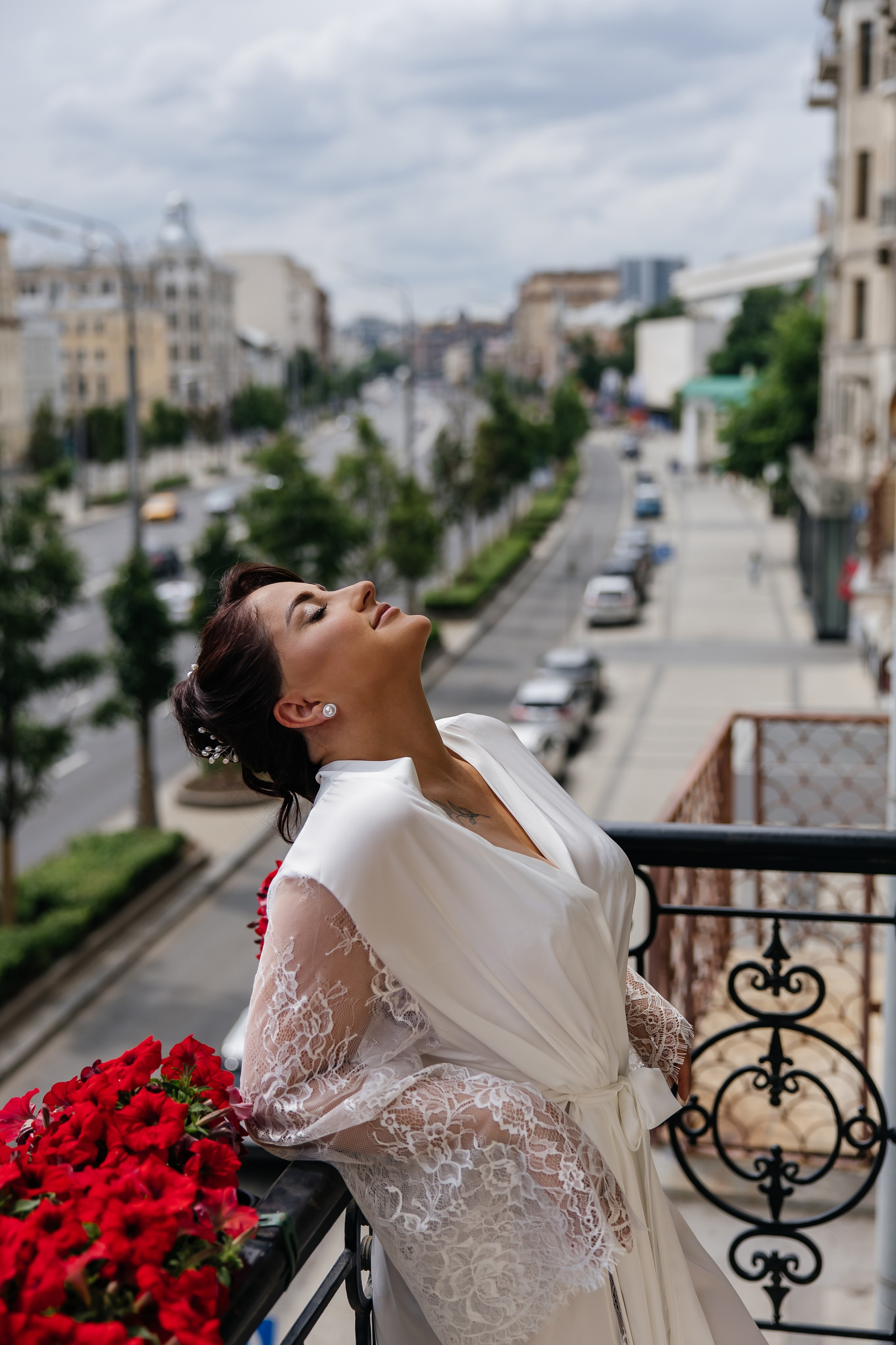 Сборы, прогулка, роспись. Фотограф, видеограф на свадьбу в Москве Никита Назаров