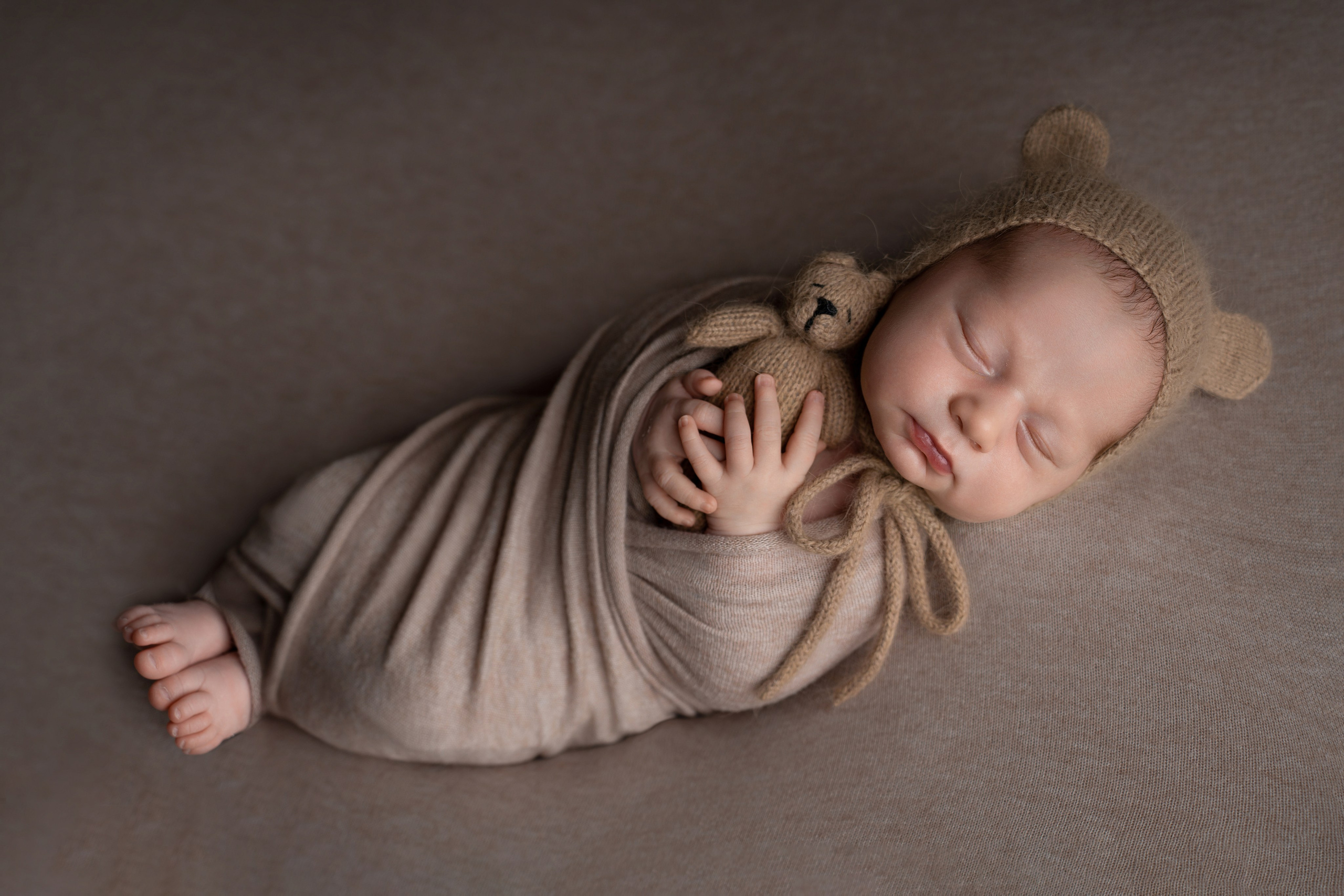 Ньюборн. Фотограф новорожденных Оренбург и свадебный фотограф Оренбург