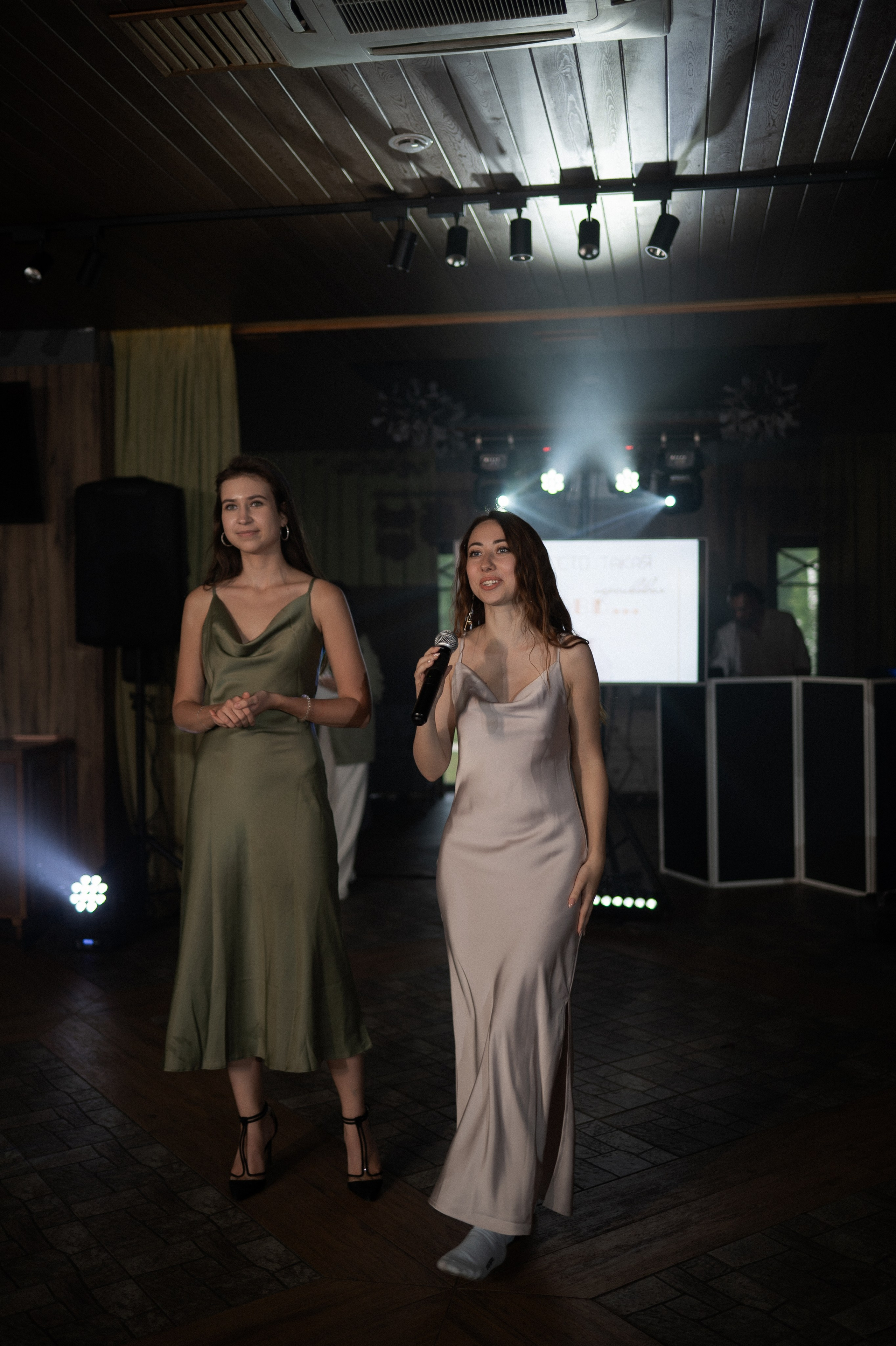 Свадебное торжество в ресторане «За Поводом». Ярослава Ерина — свадебный фотограф в Москве