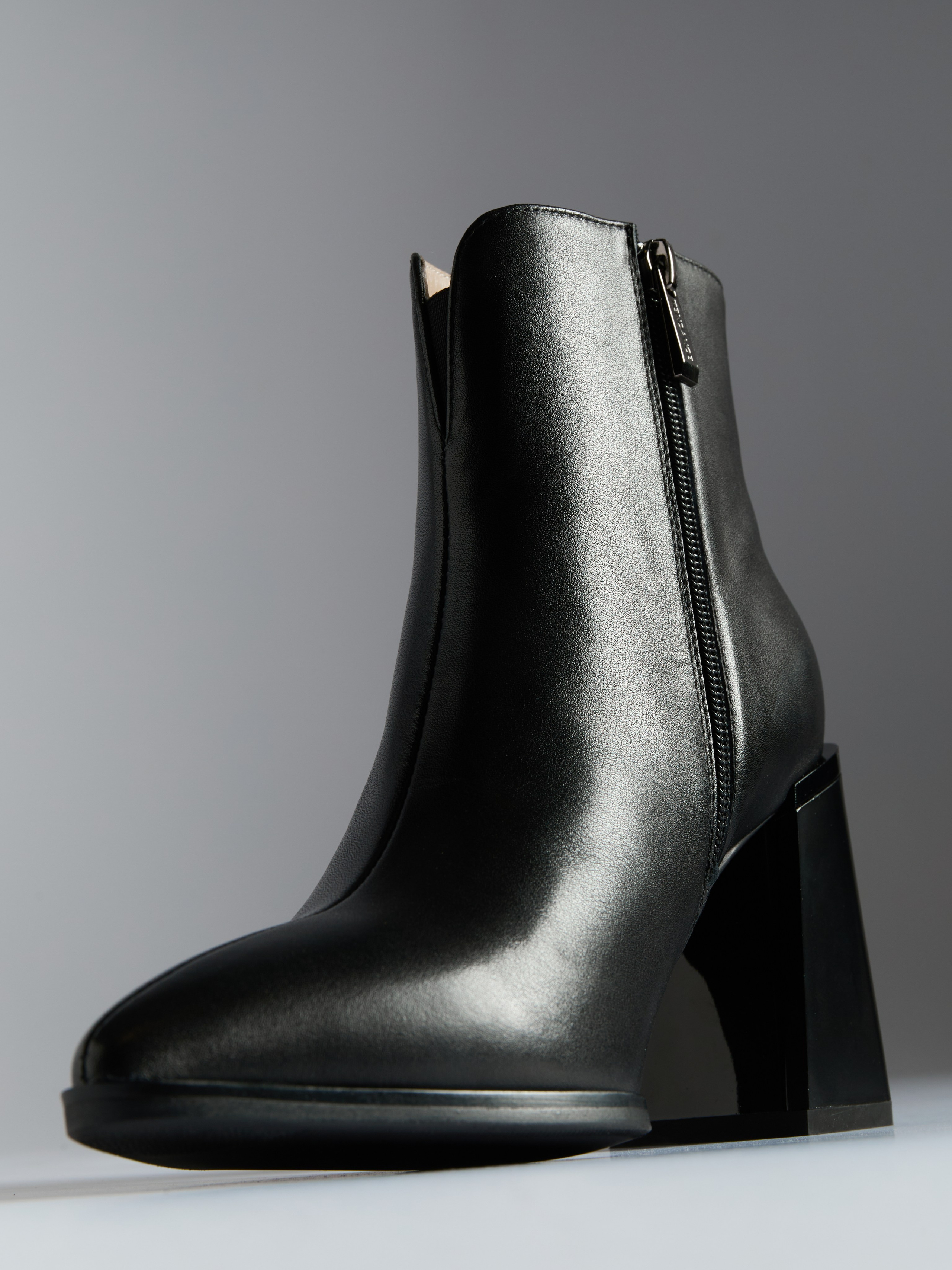 Предметный фотограф в Москве Евгений Шубин