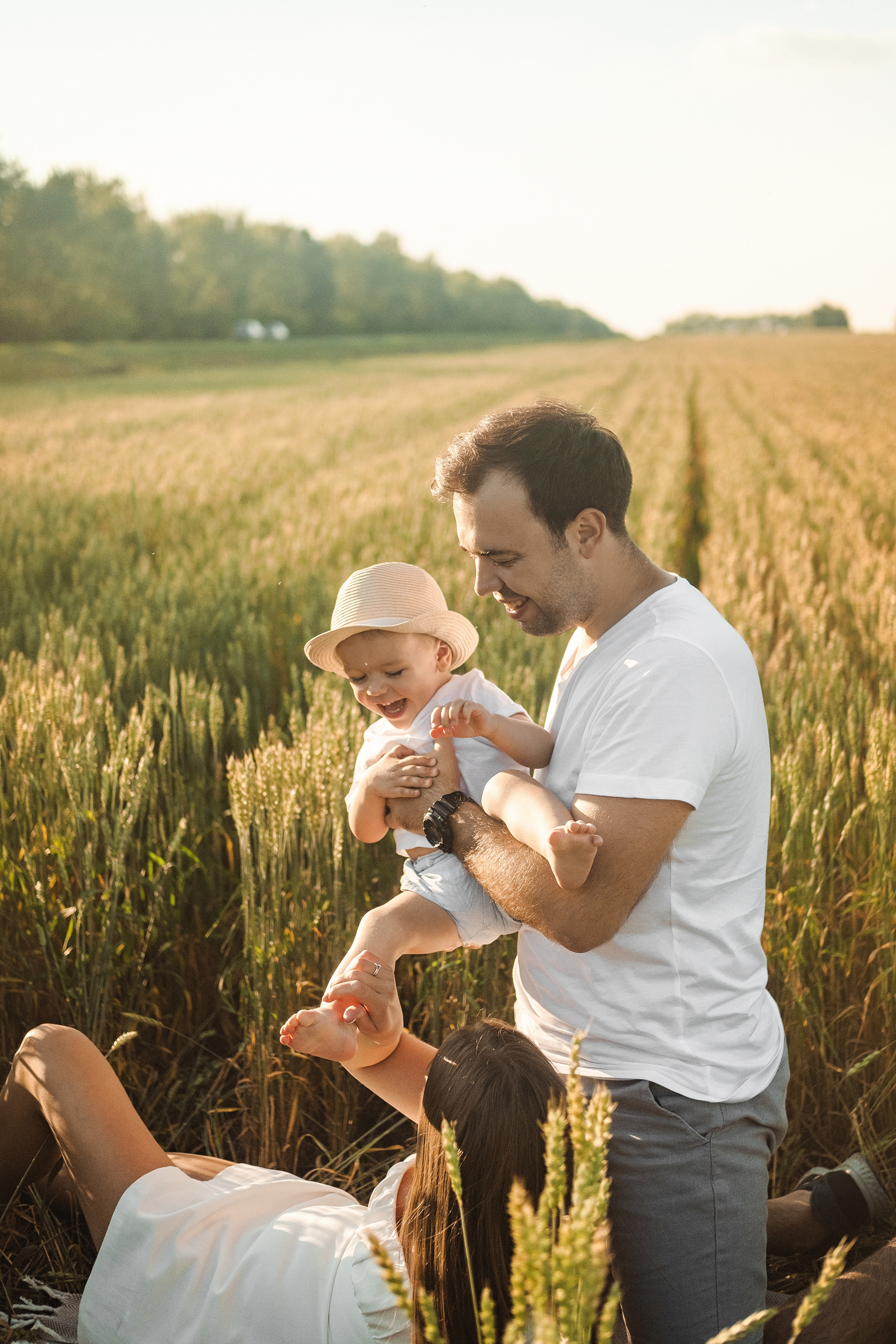 Сава в поле). Свадебный и семейный фотограф в Новосибирске, Санкт-Петербурге, Москве