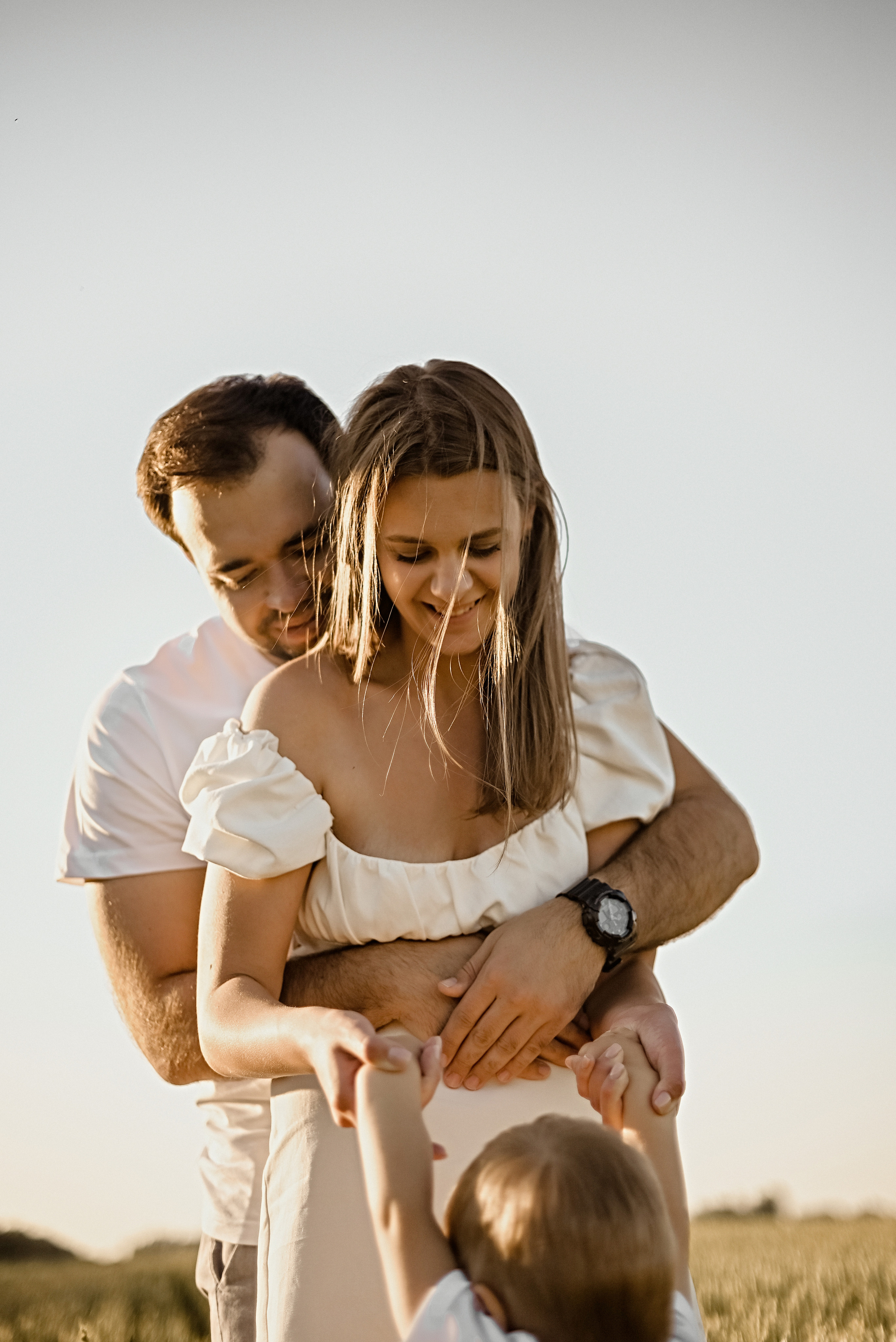 Сава в поле). Свадебный и семейный фотограф в Новосибирске, Санкт-Петербурге, Москве
