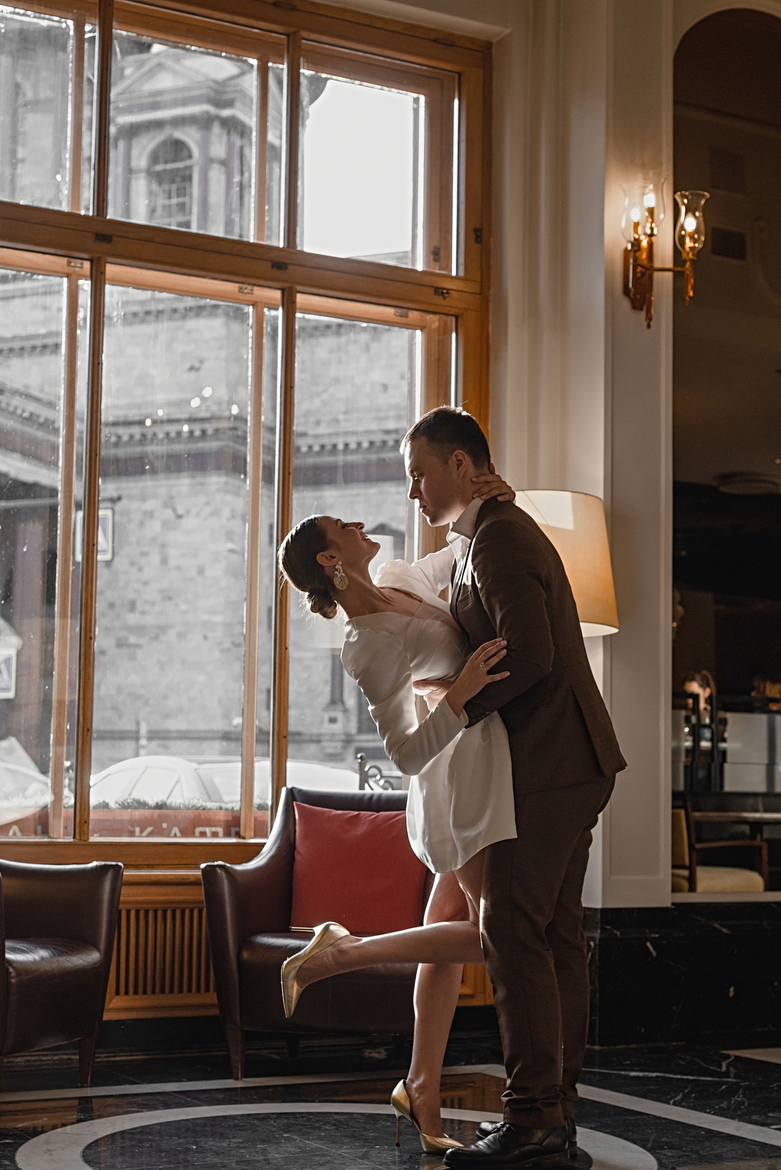 Парадные Питера. Свадебный и семейный фотограф в Новосибирске, Санкт-Петербурге, Москве