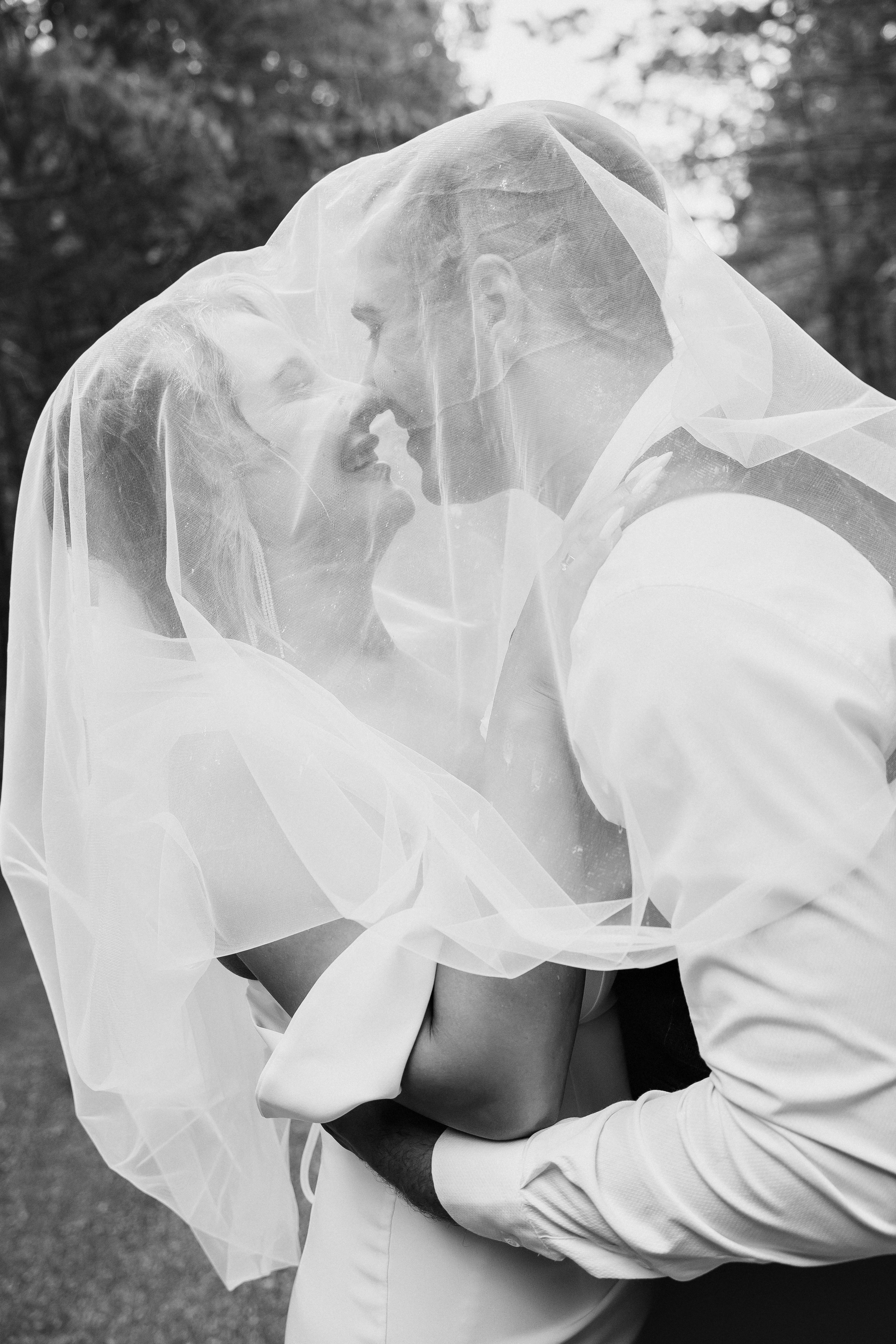 Илья + Лена. Моменты и истории о вас настоящих