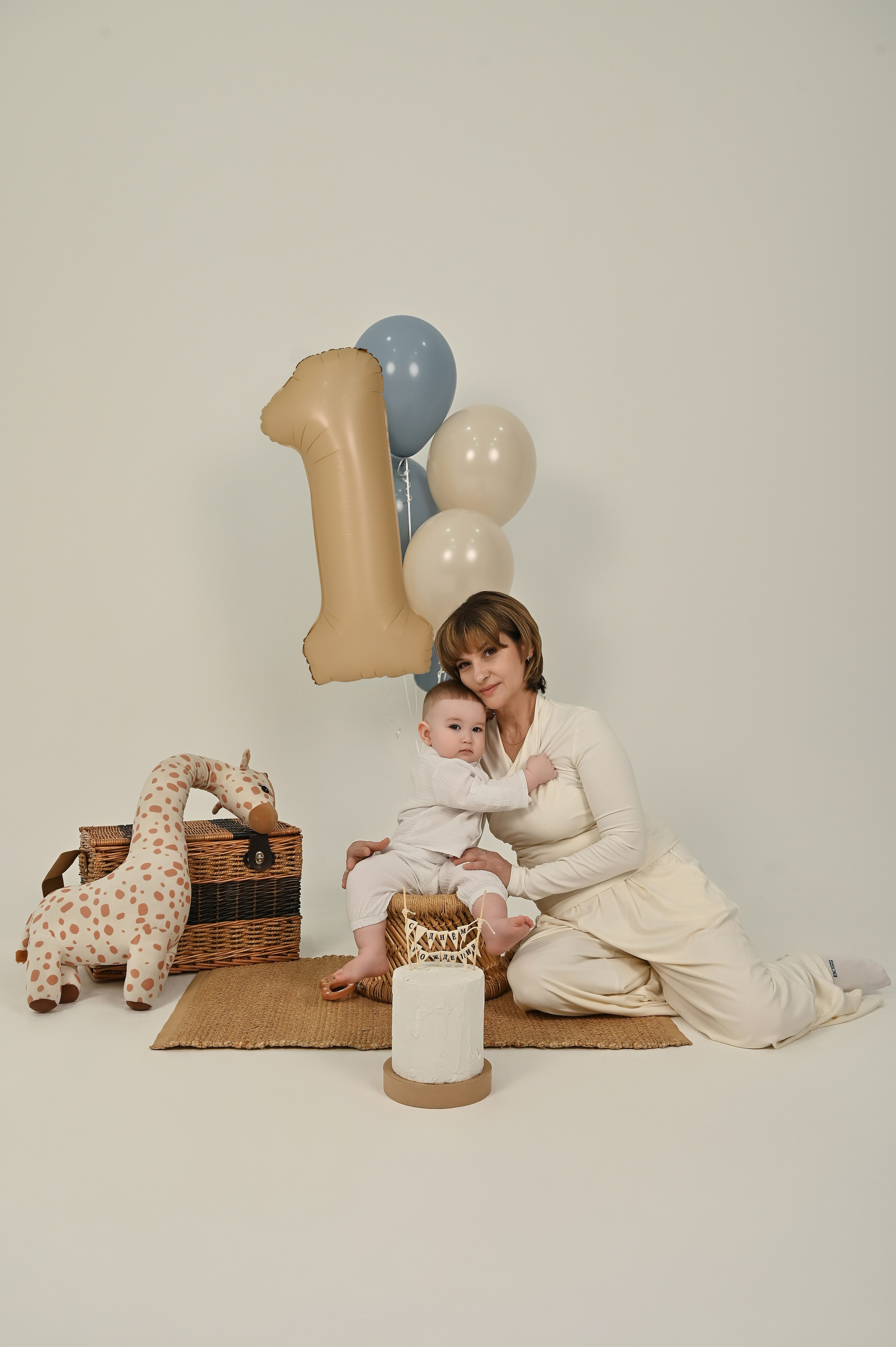 Адам годик и семейная. Фотограф Новорожденных и семейный Элла Огай г. Сатпаев