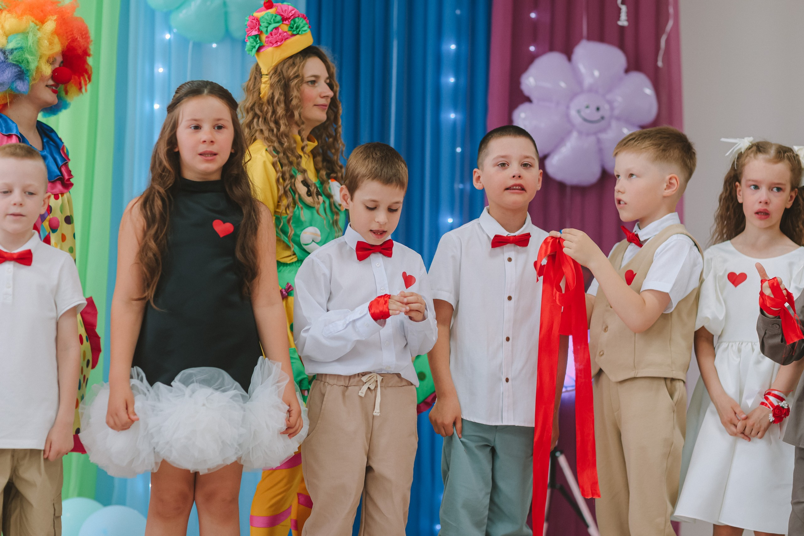 Выпускной репортаж. Семейный фотограф Тюмень, фотограф на роды Салмина Мария
