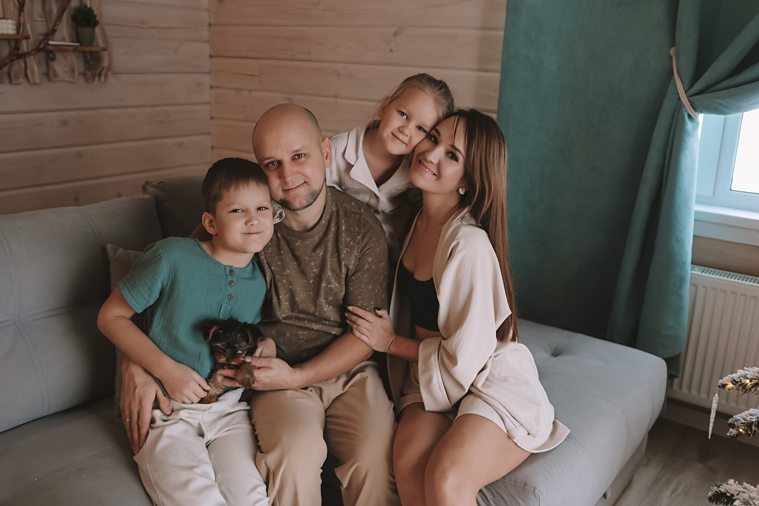 Домашняя. Семейный фотограф Тюмень, фотограф на роды Салмина Мария