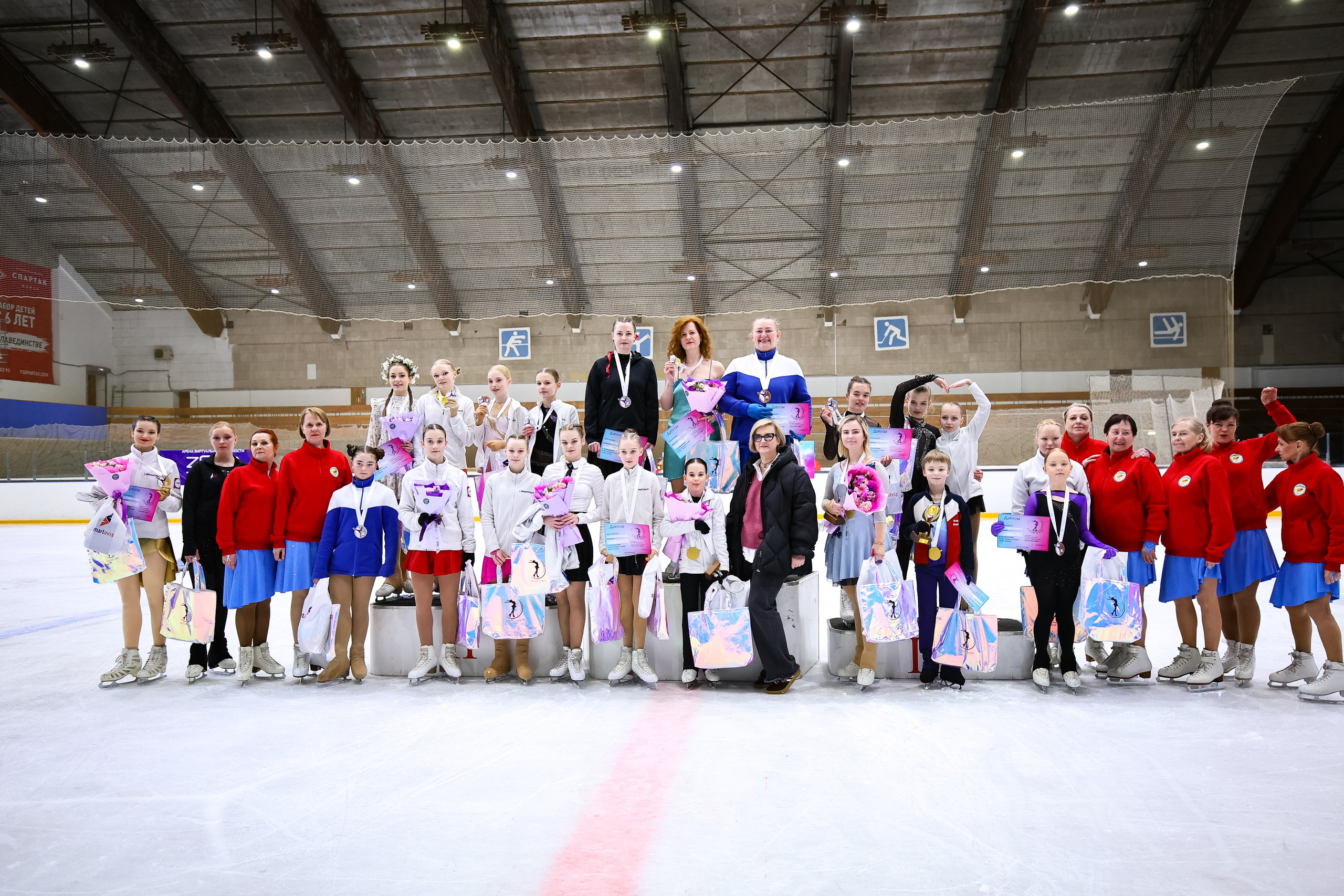 КУБОК CANDY 2025 В АРХАНГЕЛЬСКЕ НАГРАЖДЕНИЕ. ФК Фотограф в Санкт-Петербурге Наталья Понарина