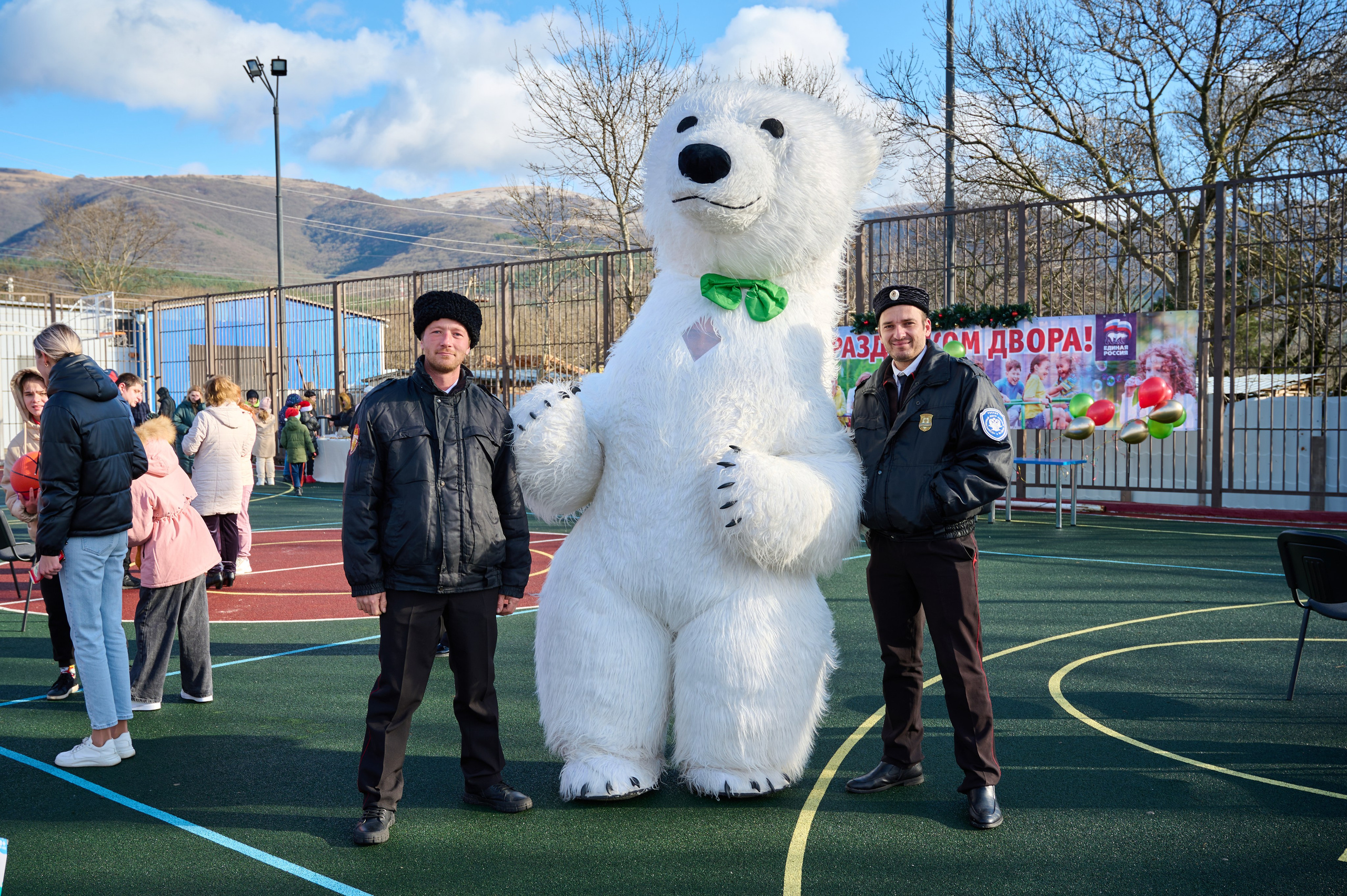 День двора в с. Виноградное. Жизнь курорта Кабардинка в фотографиях